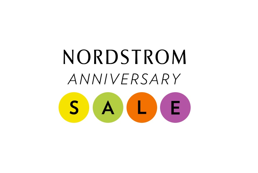 Nordstrom Anniversary Sale Early Access featured by popular fashion blogger, Walking in Memphis in High Heels