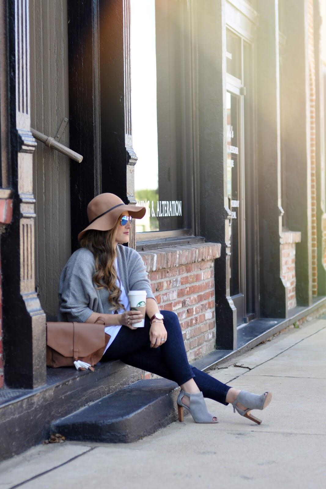 Summer accessories featured by popular fashion blogger, Walking in Memphis in High Heels
