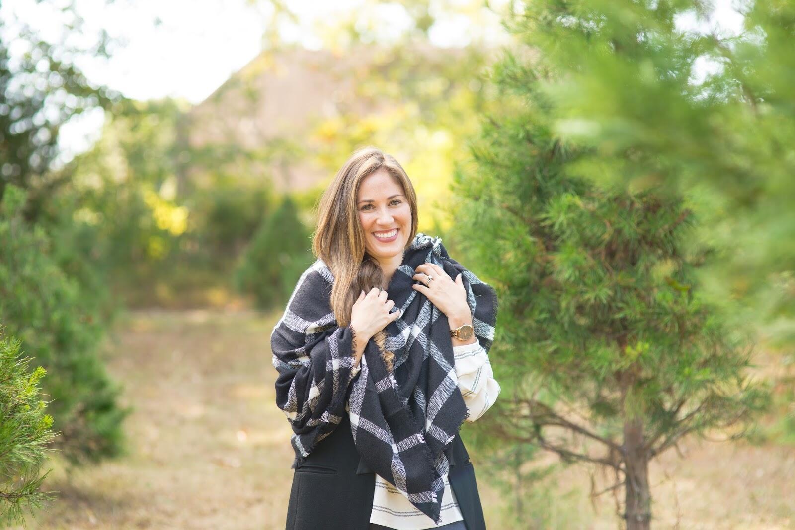 How to Wear a Blanket Scarf: 6 ways featured by top Memphis fashion blogger, Walking in Memphis in High Heels.