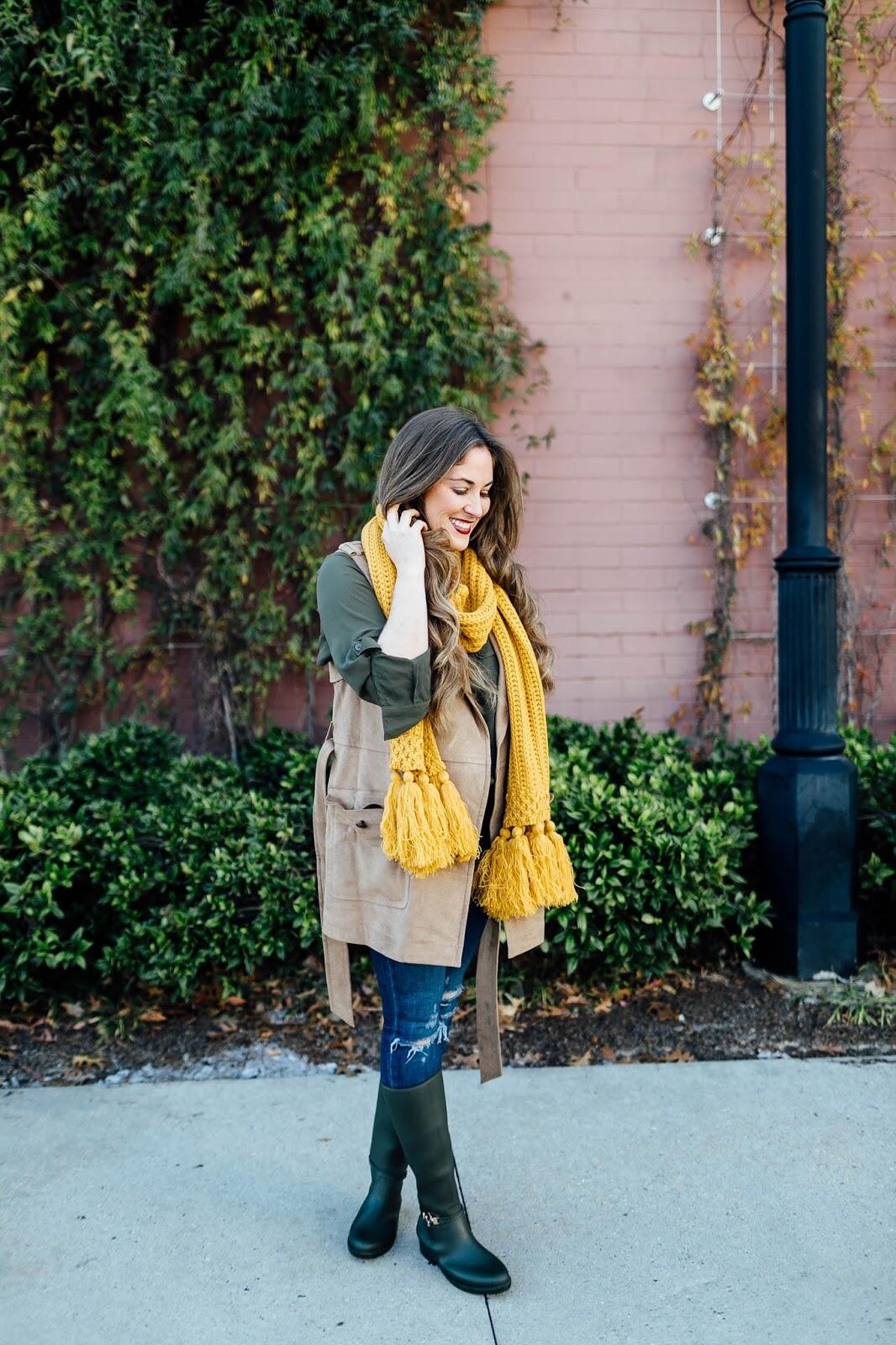 Cute Winter Rain Boots for Women featured by top Memphis fashion blogger, Walking in Memphis in High Heels.
