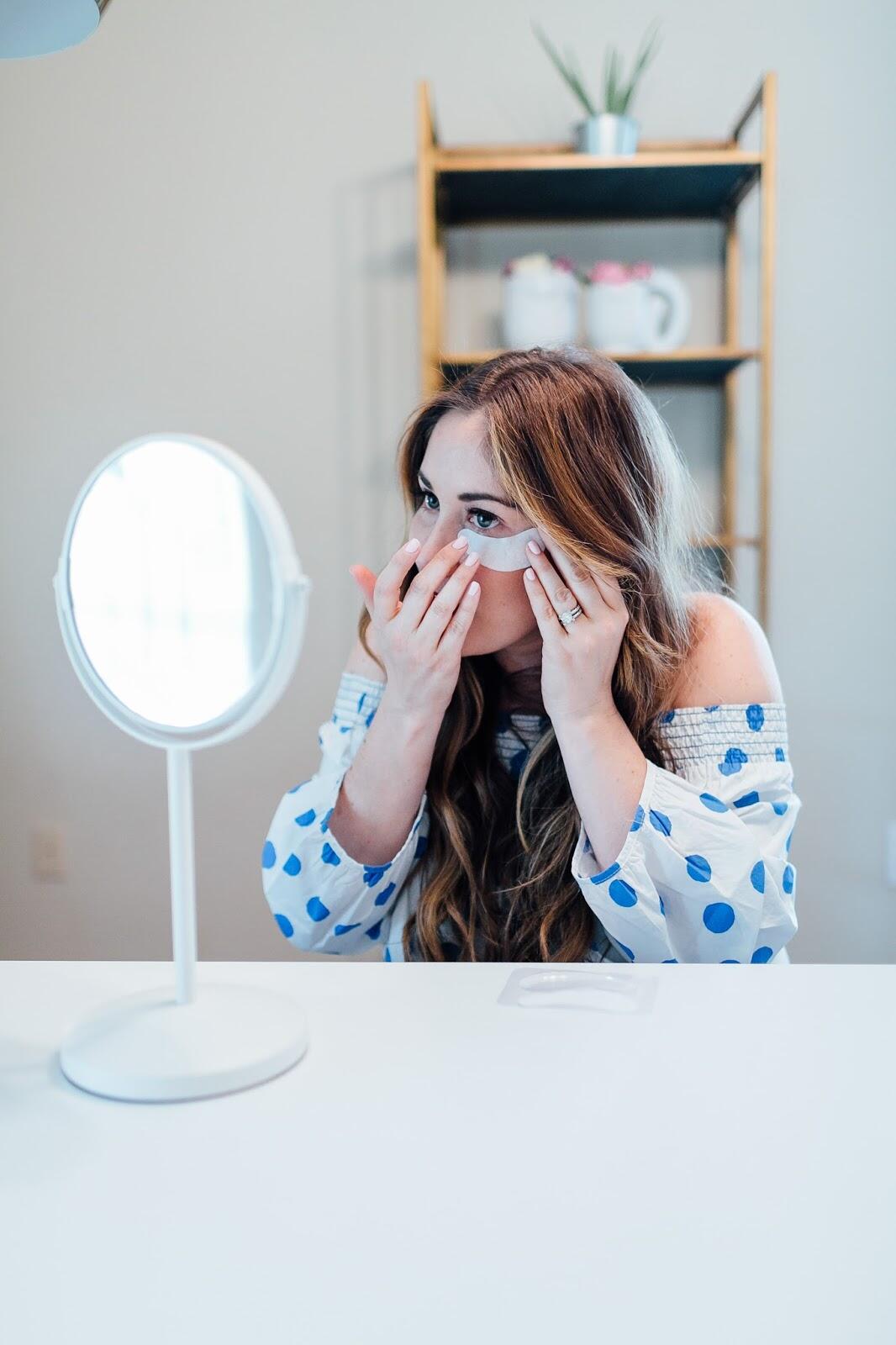 The Eye Mask For Sleeping: The Secrets to Waking up Looking & Feeling Refreshed by fashion blogger Laura from Walking in Memphis in High Heels