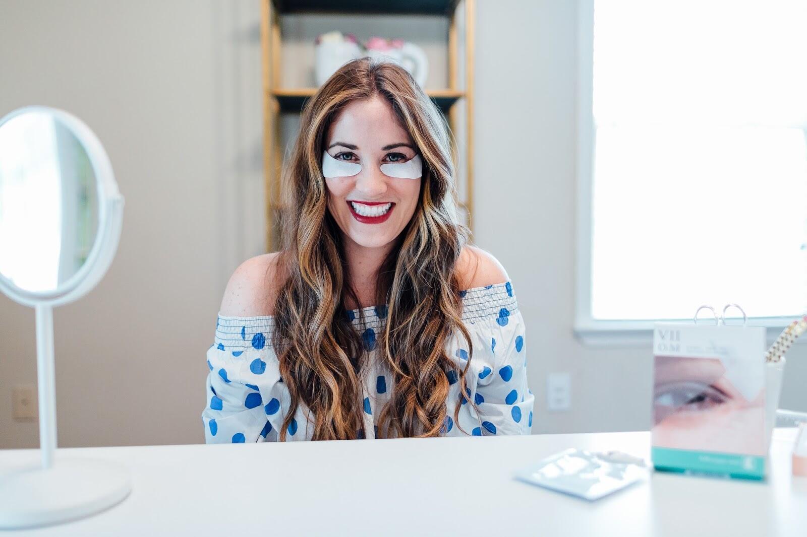 The Eye Mask For Sleeping: The Secrets to Waking up Looking & Feeling Refreshed by fashion blogger Laura from Walking in Memphis in High Heels