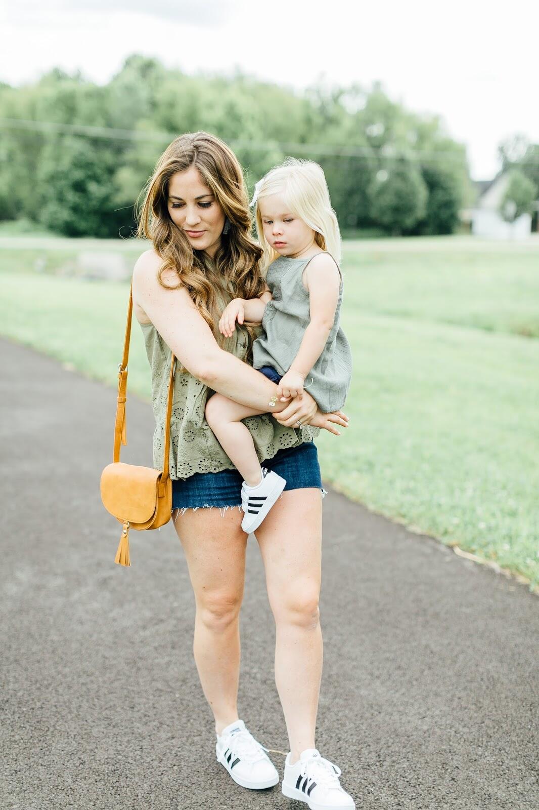 Where to Buy Affordable Casual Summer Clothing for Kids & Moms by fashion blogger Laura of Walking in Memphis in High Heels