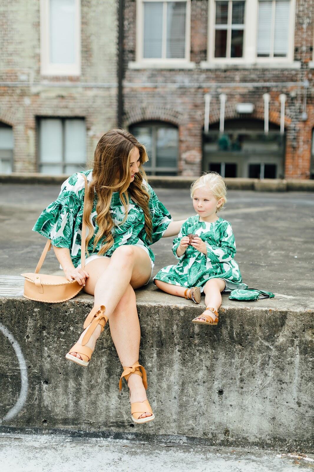 The Perfect On the Go Snacks for Picky Eaters - 5 Tips to Help Your Toddler Eat More Veggies by popular blogger Walking in Memphis in High Heels