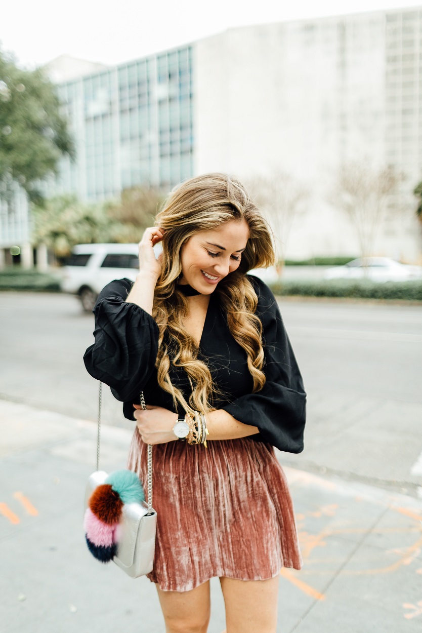 Pink velvet skirt outlet outfit