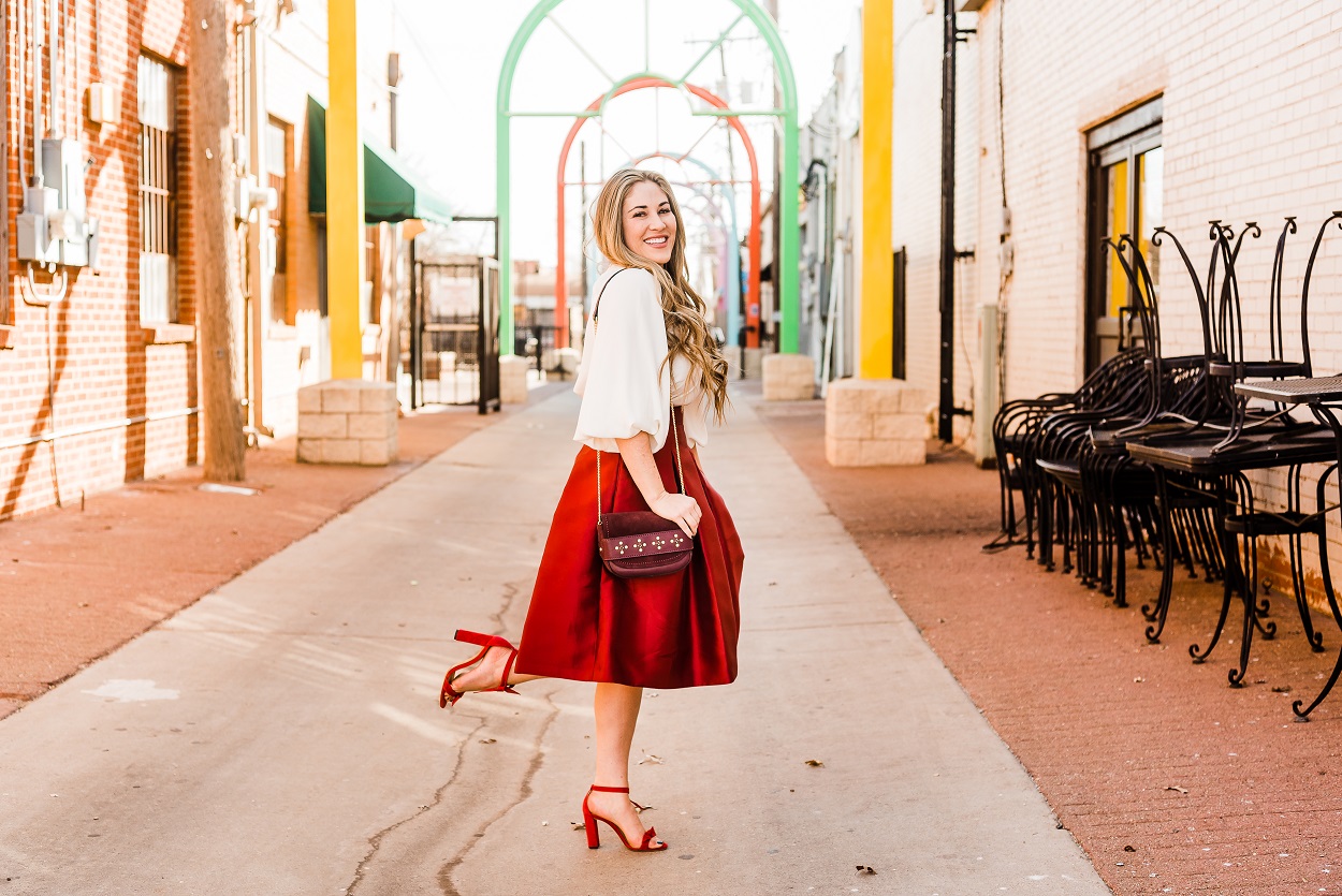 Crossbody Vera Bradley Bag by popular East Memphis fashion blogger Walking in Memphis in High Heels