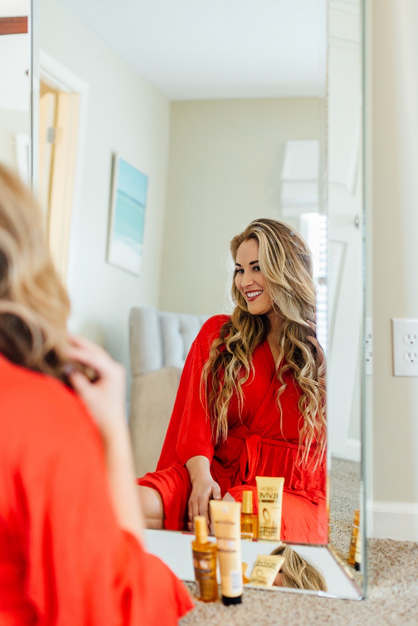 How Sunflower Oil Helps Damaged Hair by popular beauty blogger Walking in Memphis in High Heels