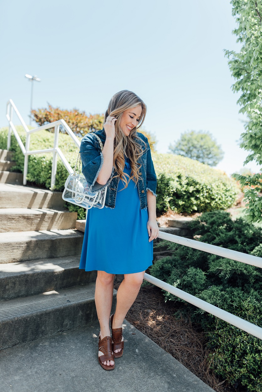 Zappos Sandals featured by popular fashion blogger, Walking in Memphis in High Heels