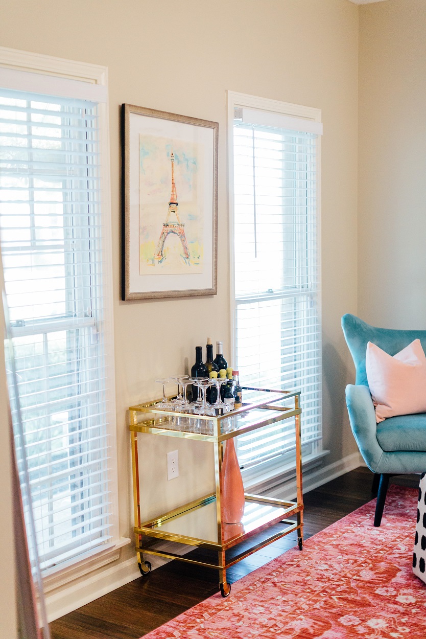 How to Decorate that Empty Room in Your House featured by popular lifestyle blogger, Walking in Memphis in High Heels