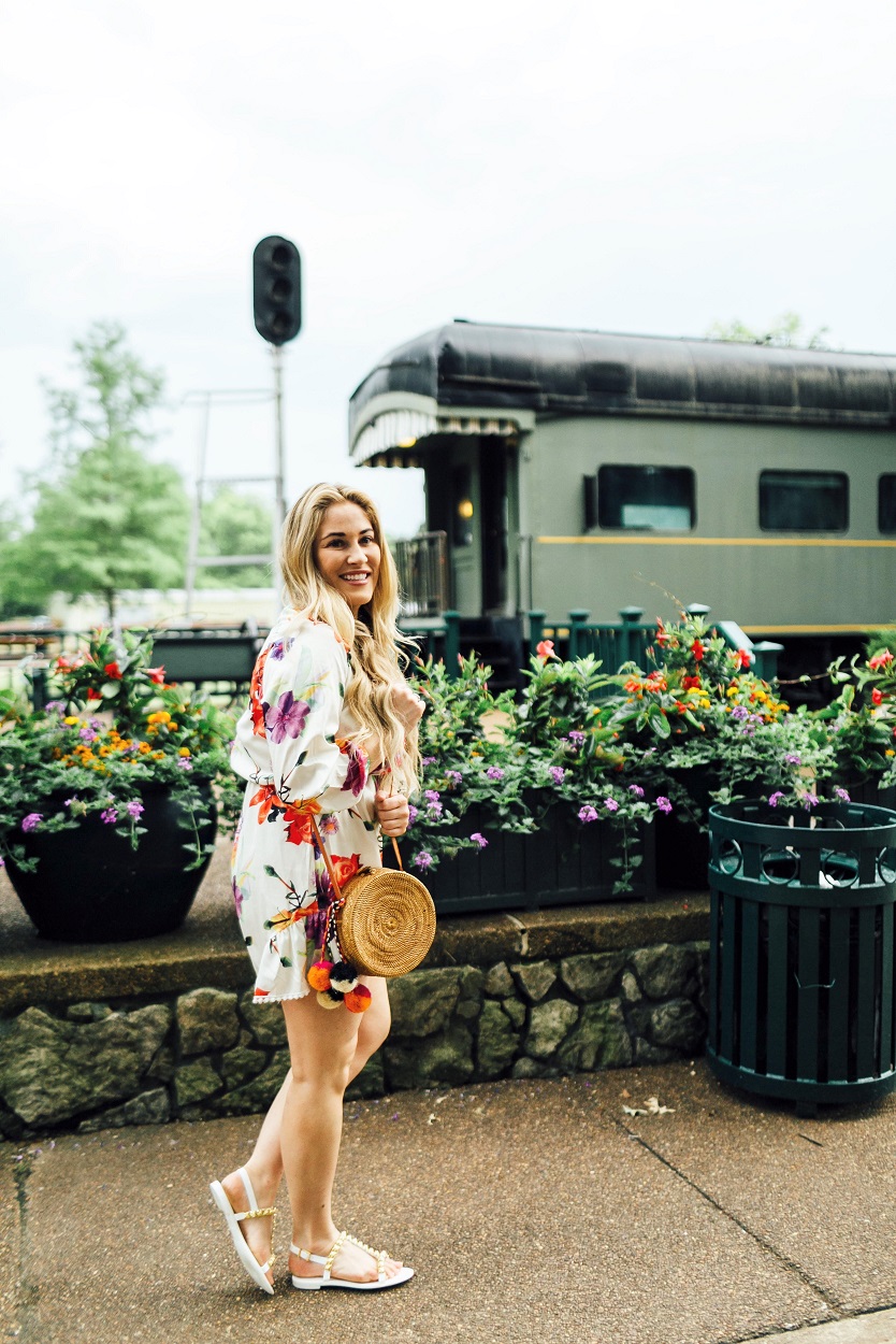 Summer accessories featured by popular fashion blogger, Walking in Memphis in High Heels