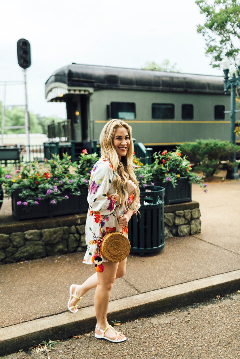 Summer accessories featured by popular fashion blogger, Walking in Memphis in High Heels