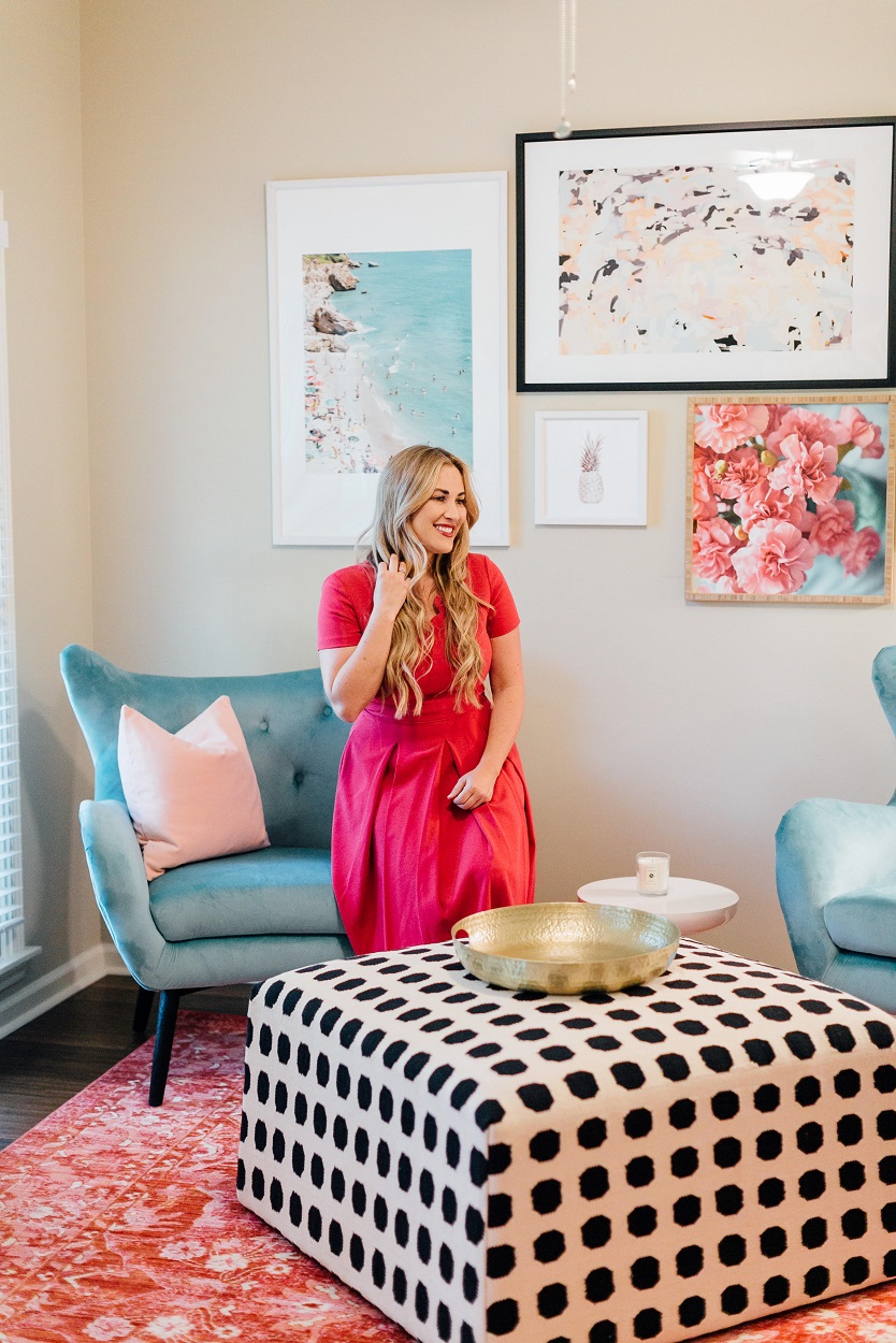 How to Decorate that Empty Room in Your House featured by popular lifestyle blogger, Walking in Memphis in High Heels
