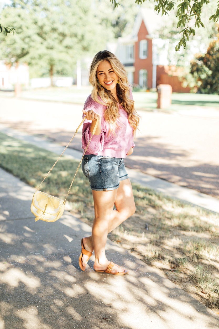 Tory Burch summer sandals styled by popular fashion blogger, Walking in Memphis in High Heels