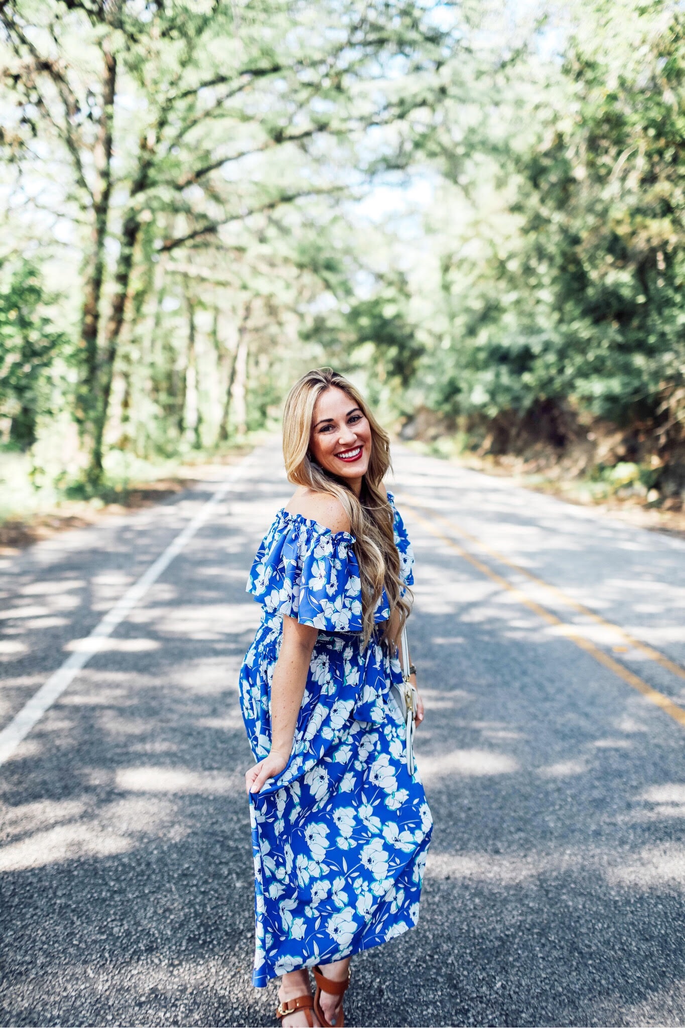 Nordstrom cute floral dresses featured by popular fashion blogger, Walking in Memphis in High Heels