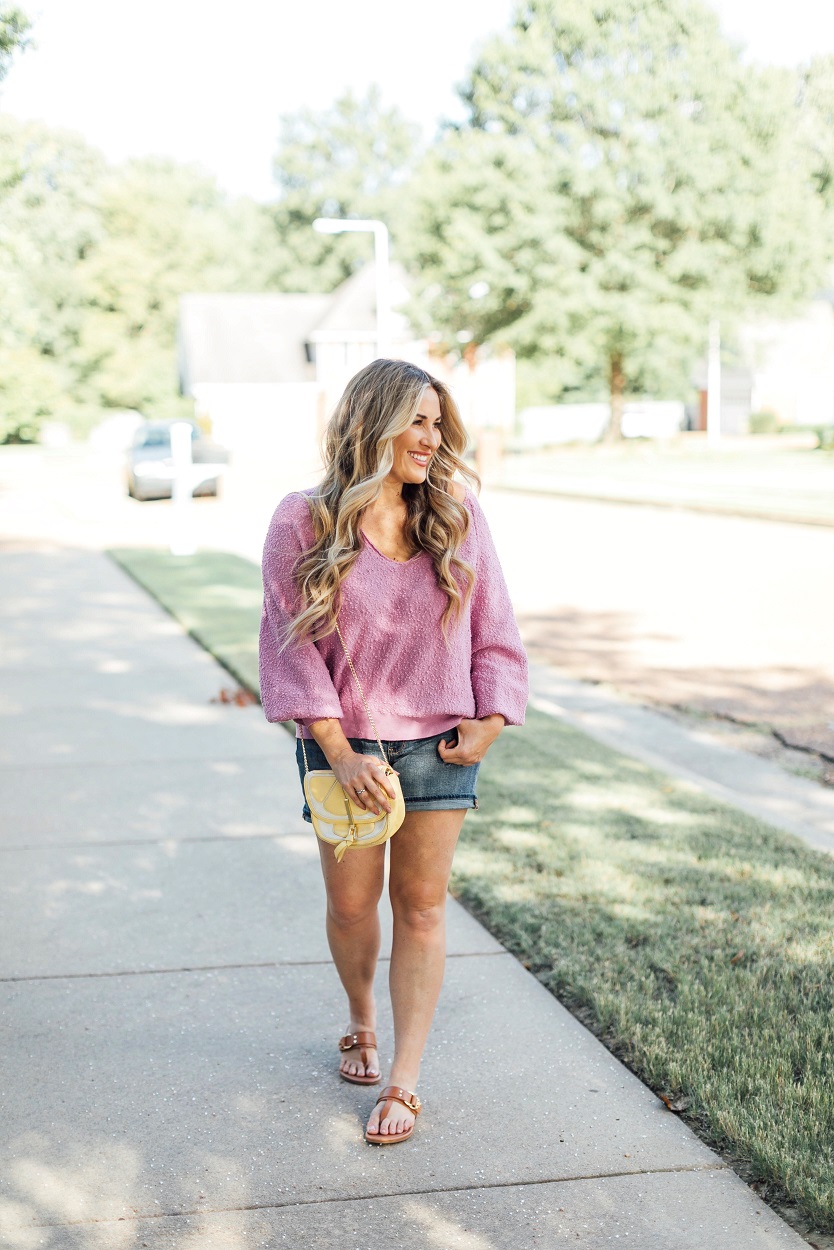 Tory Burch summer sandals styled by popular fashion blogger, Walking in Memphis in High Heels