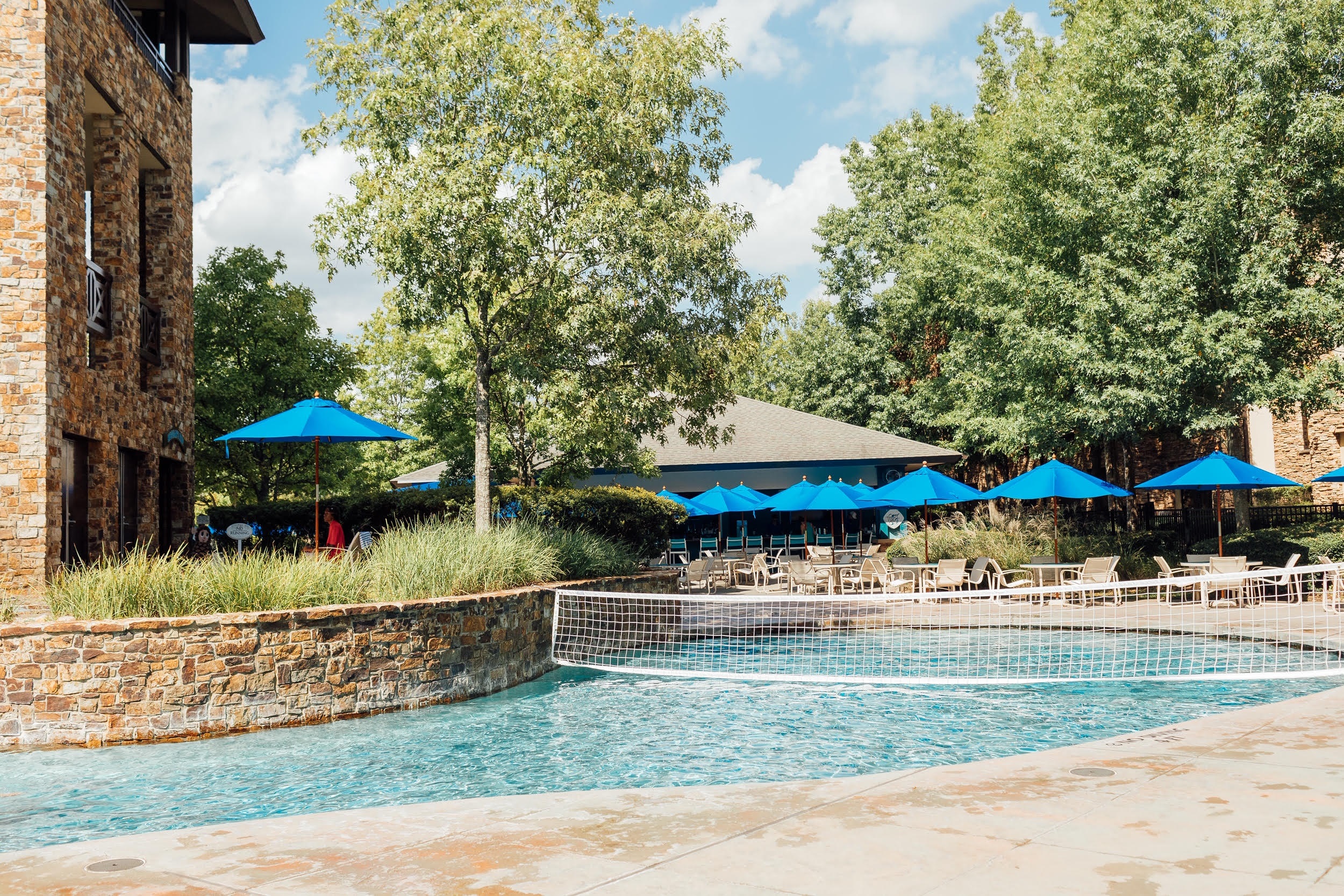 The Best Kid Friendly Resort in Woodlands, TX featured by top travel blogger, Walking in Memphis in High Heels