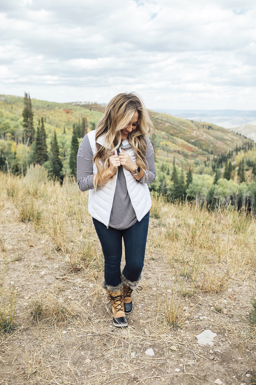 Top Places to Go Hiking in the Fall featured by top travel blogger, Walking in Memphis in High Heels: Park City