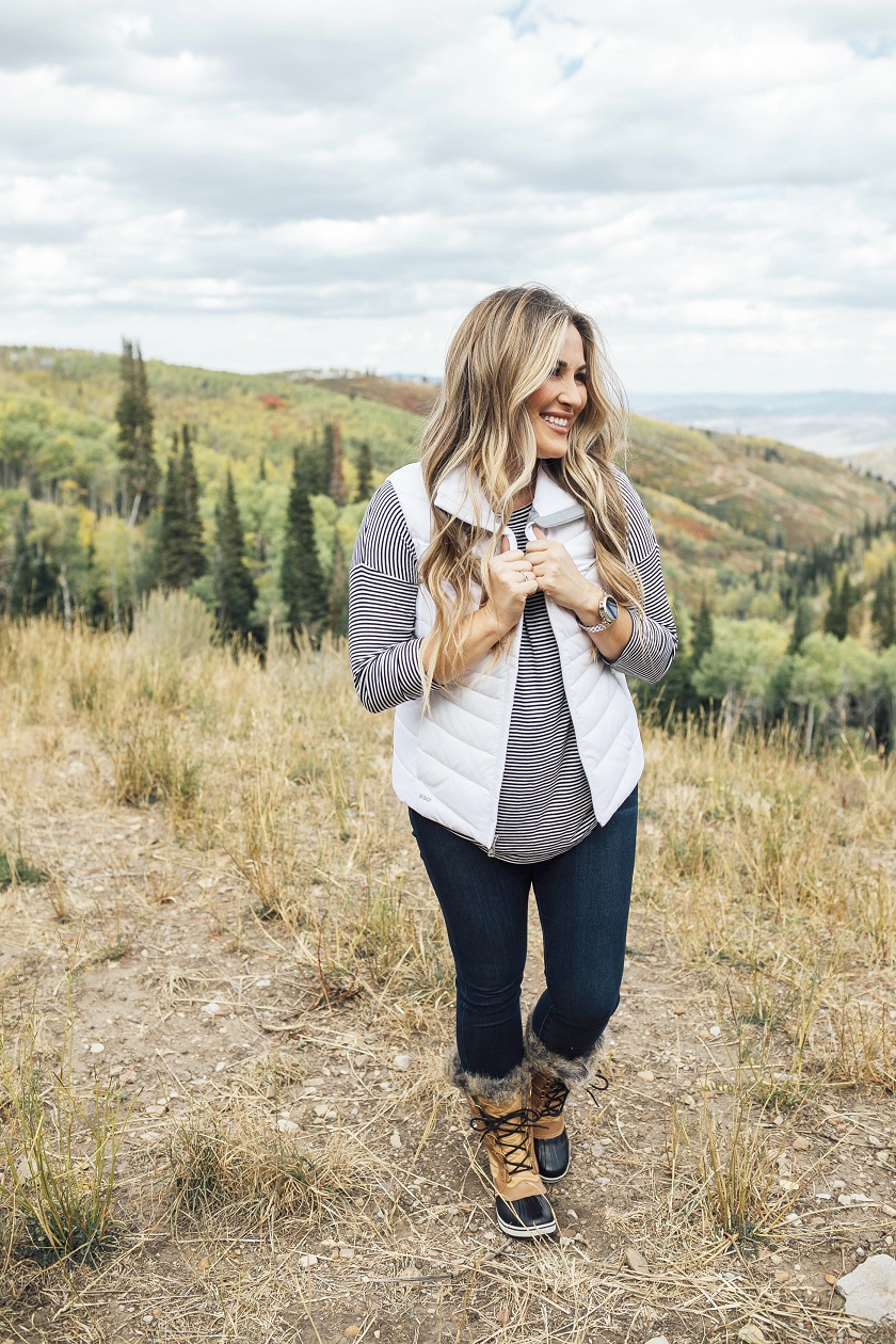 Top Places to Go Hiking in the Fall featured by top travel blogger, Walking in Memphis in High Heels: Park City