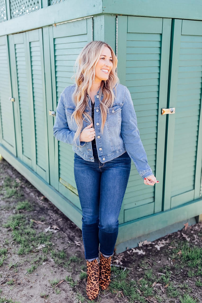 Sofia Vergara jeans featured by top US fashion blog, Walking in Memphis in High Heels: image of a woman wearing Sofia Vergara skinny jeans, Sofia Vergara sweatshirt, Sofia Vergara denim jacket and faux suede leopard print booties
