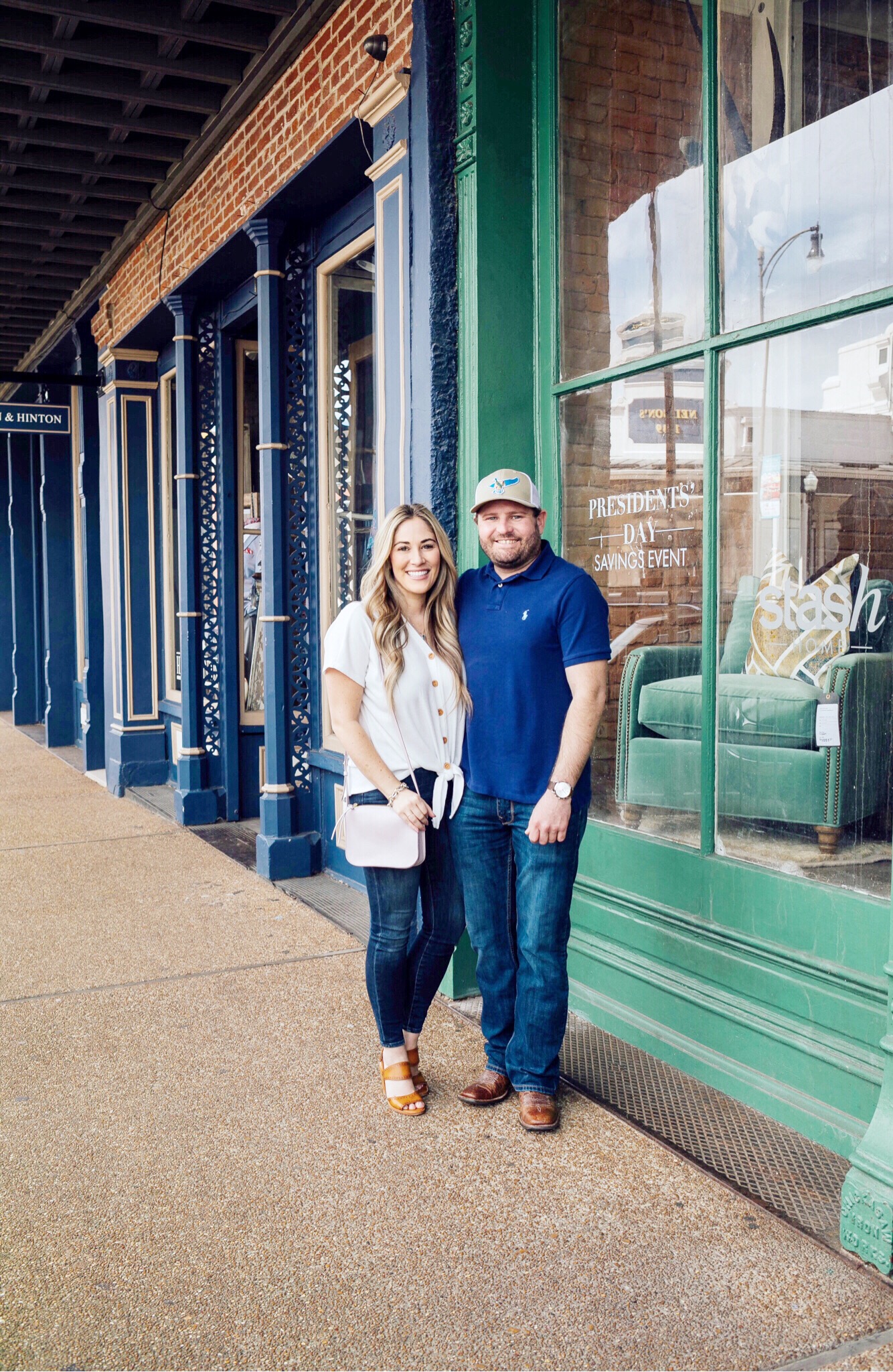 9 Best Things to Do in Oxford, MS featured by top US travel blog, Walking in Memphis in High Heels