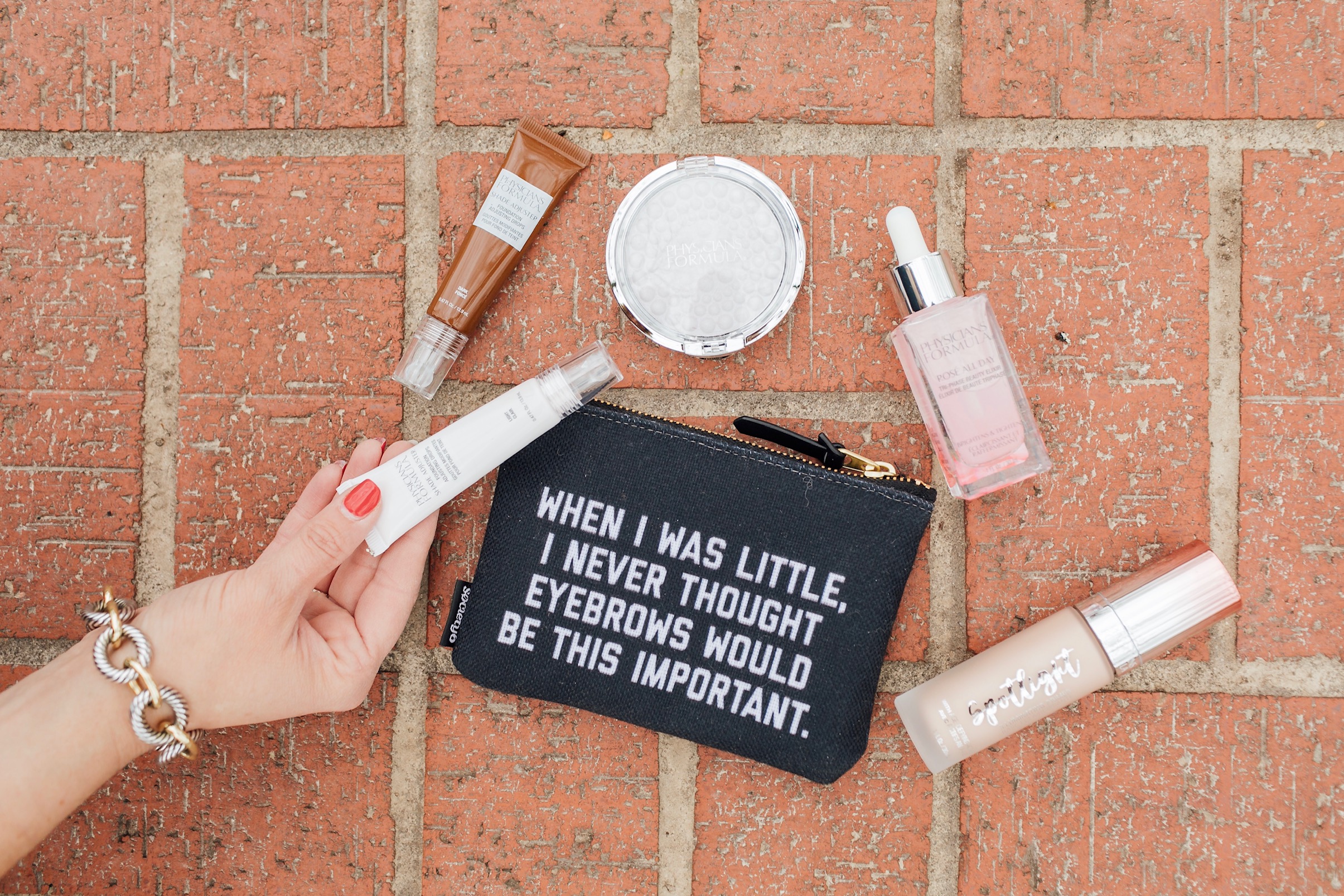 Fresh Faced Spring Makeup routine featured by top US beauty blog, Walking in Memphis in High Heels: image of a woman wearing a Sole Society floral kimono, Target striped t shirt, KUT skinny jeans, Tory Burch sandals and a quote pouch