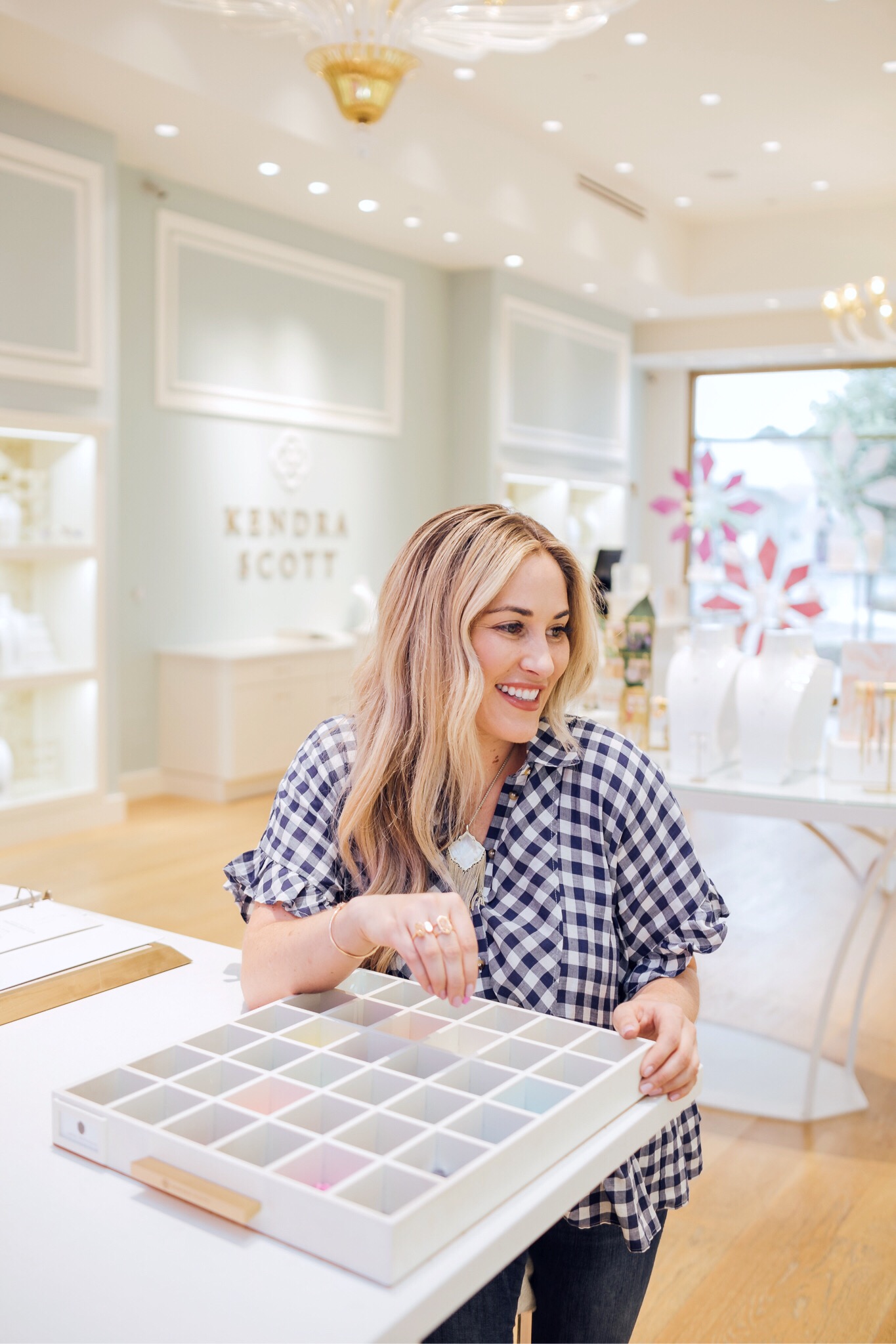 Kendra Scott Color Bar Bridal Party featured by top US lifestyle blog, Walking in Memphis in High Heels