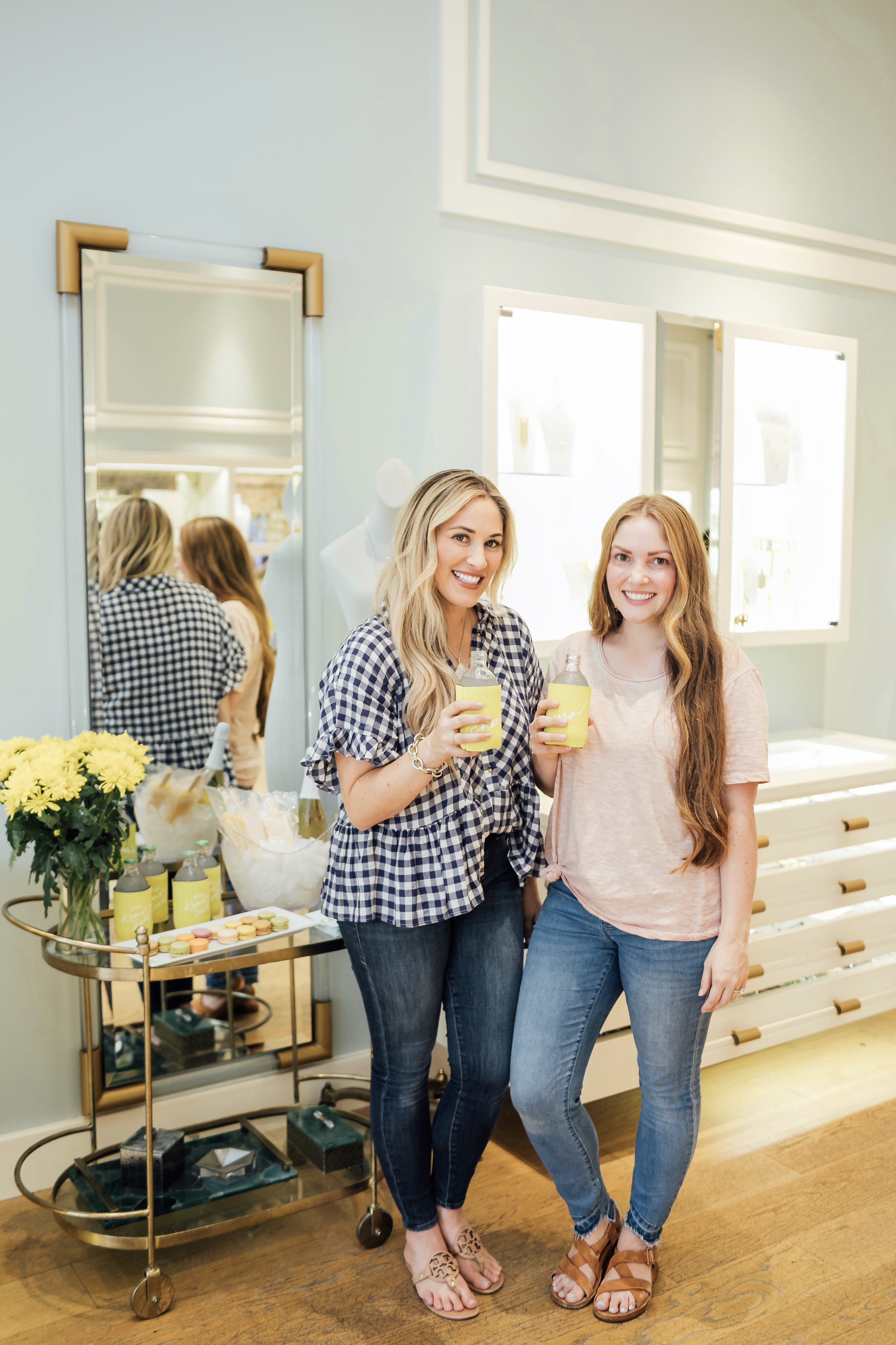 Kendra Scott Color Bar Bridal Party featured by top US lifestyle blog, Walking in Memphis in High Heels