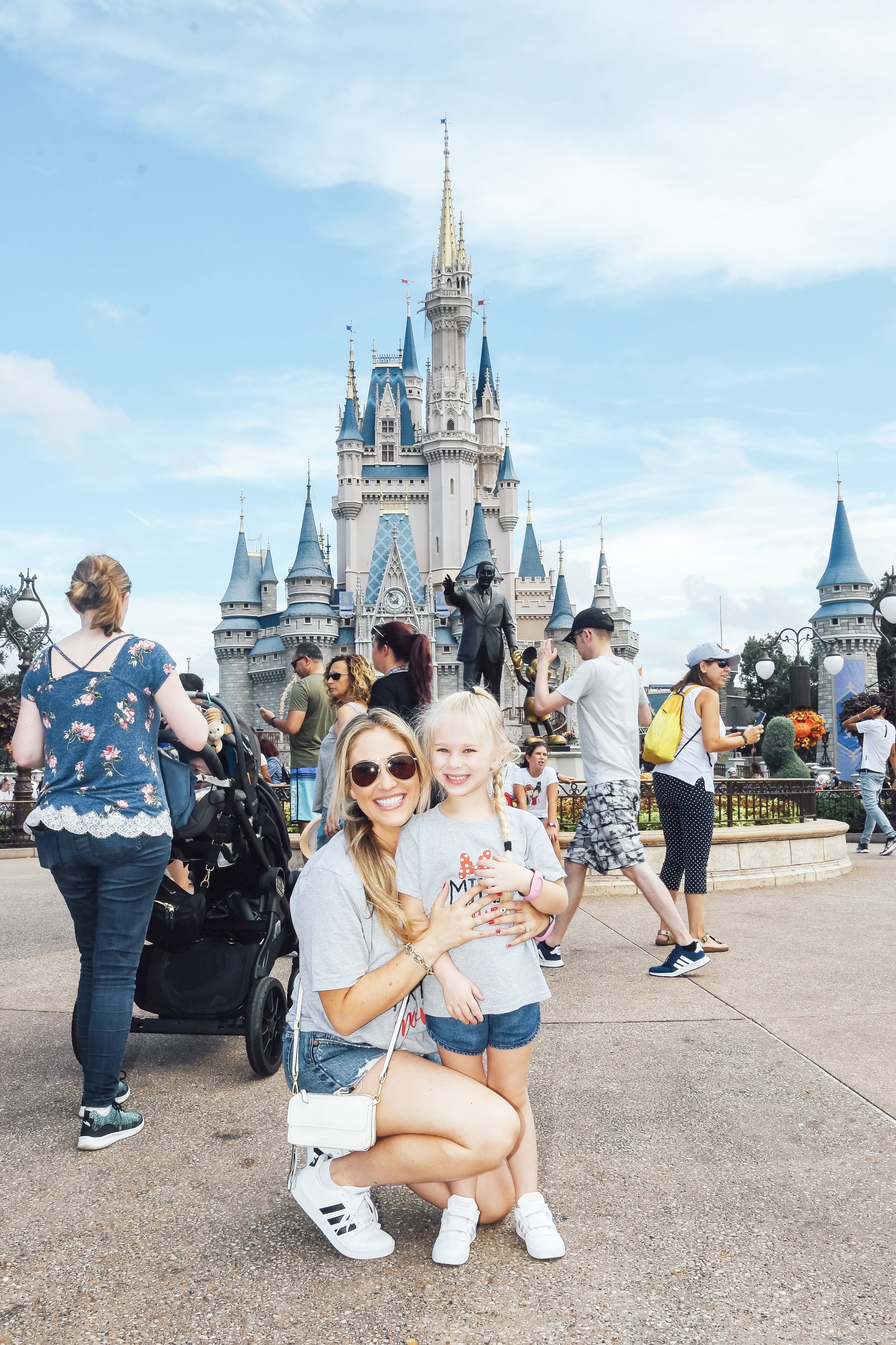 10 Tips to Plan Your Disney World Vacation with Kids featured by top US travel blog, Walking in Memphis in High Heels.