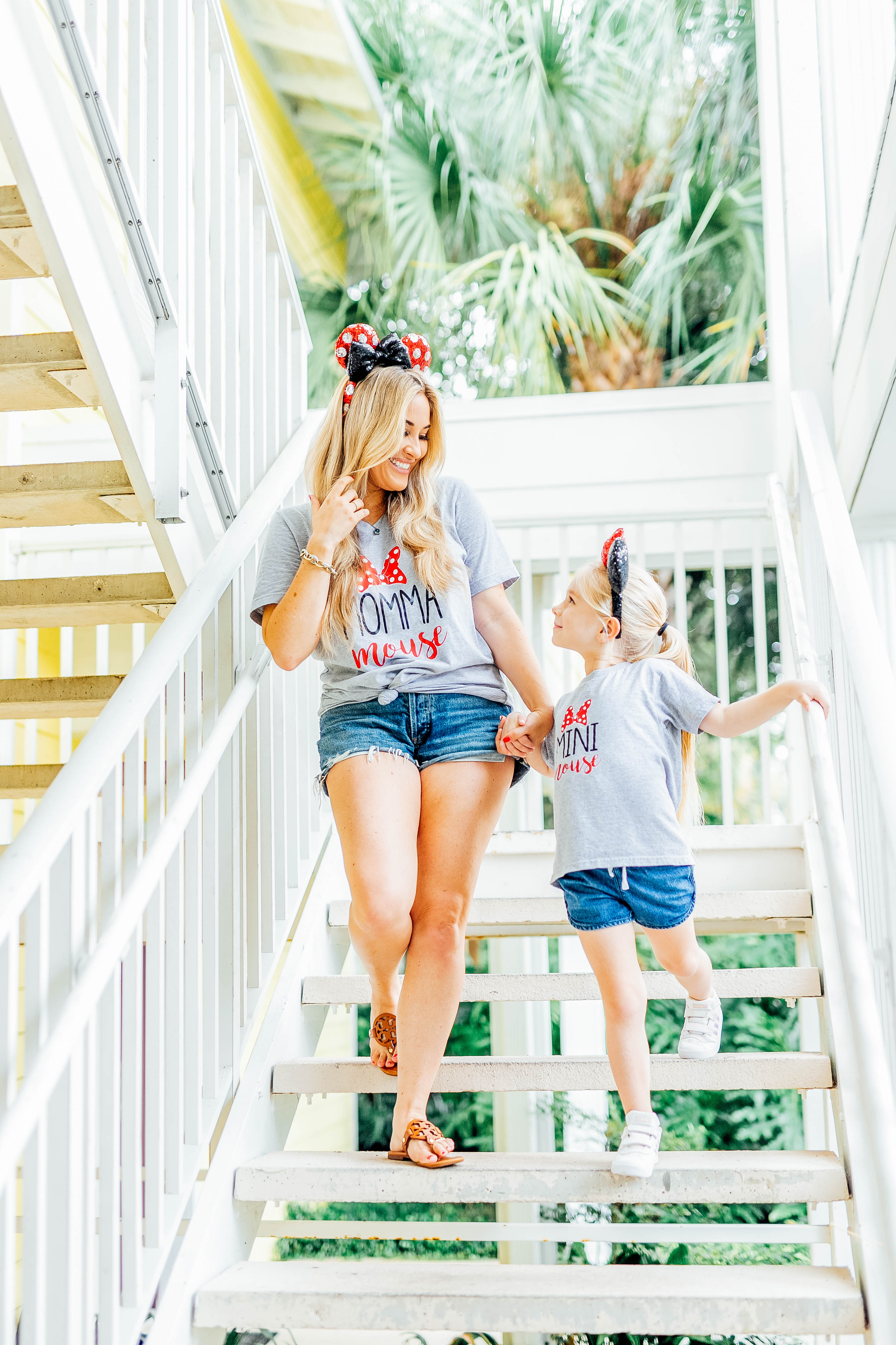 10 Tips to Plan Your Disney World Vacation with Kids featured by top US travel blog, Walking in Memphis in High Heels.