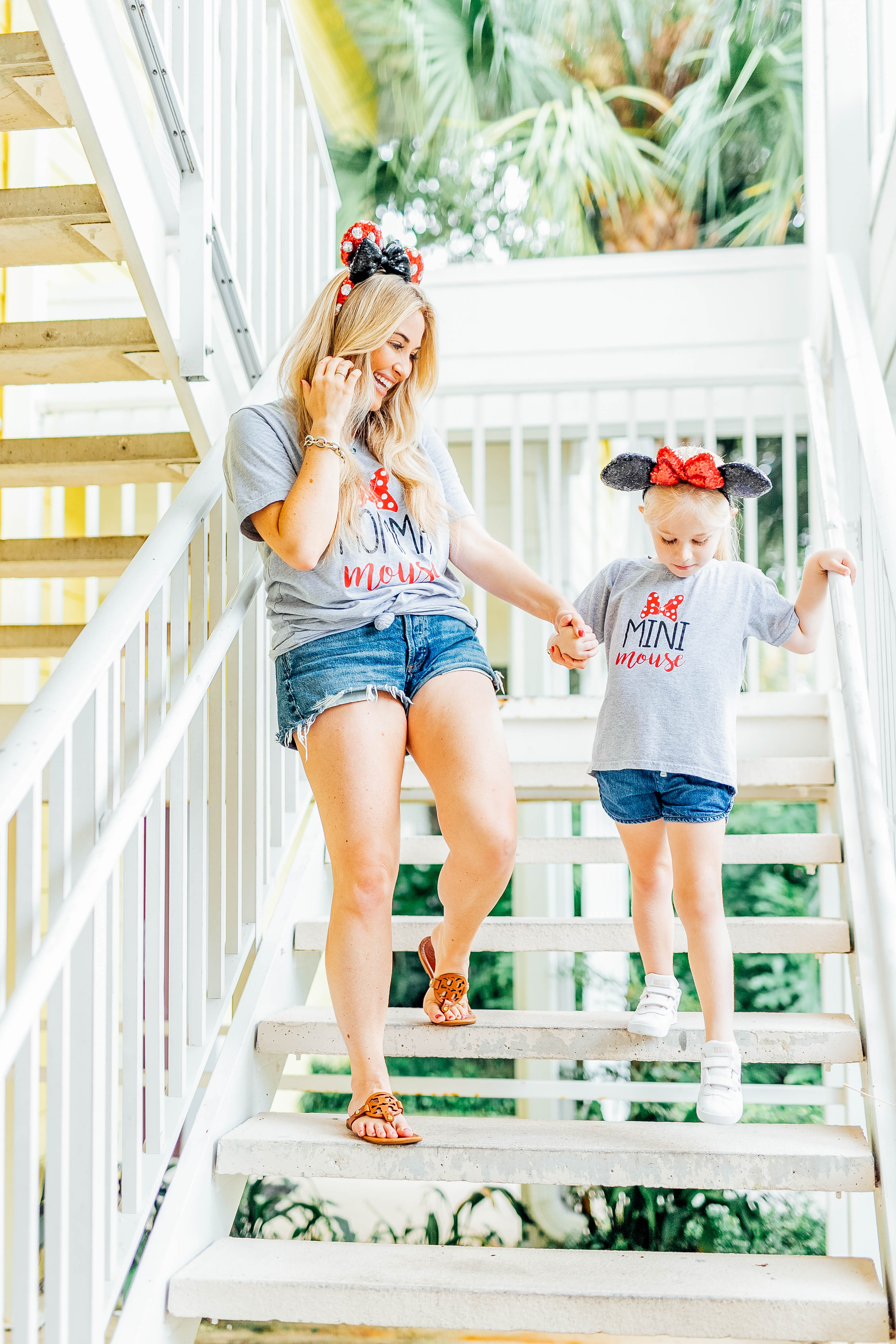 10 Tips to Plan Your Disney World Vacation with Kids featured by top US travel blog, Walking in Memphis in High Heels.