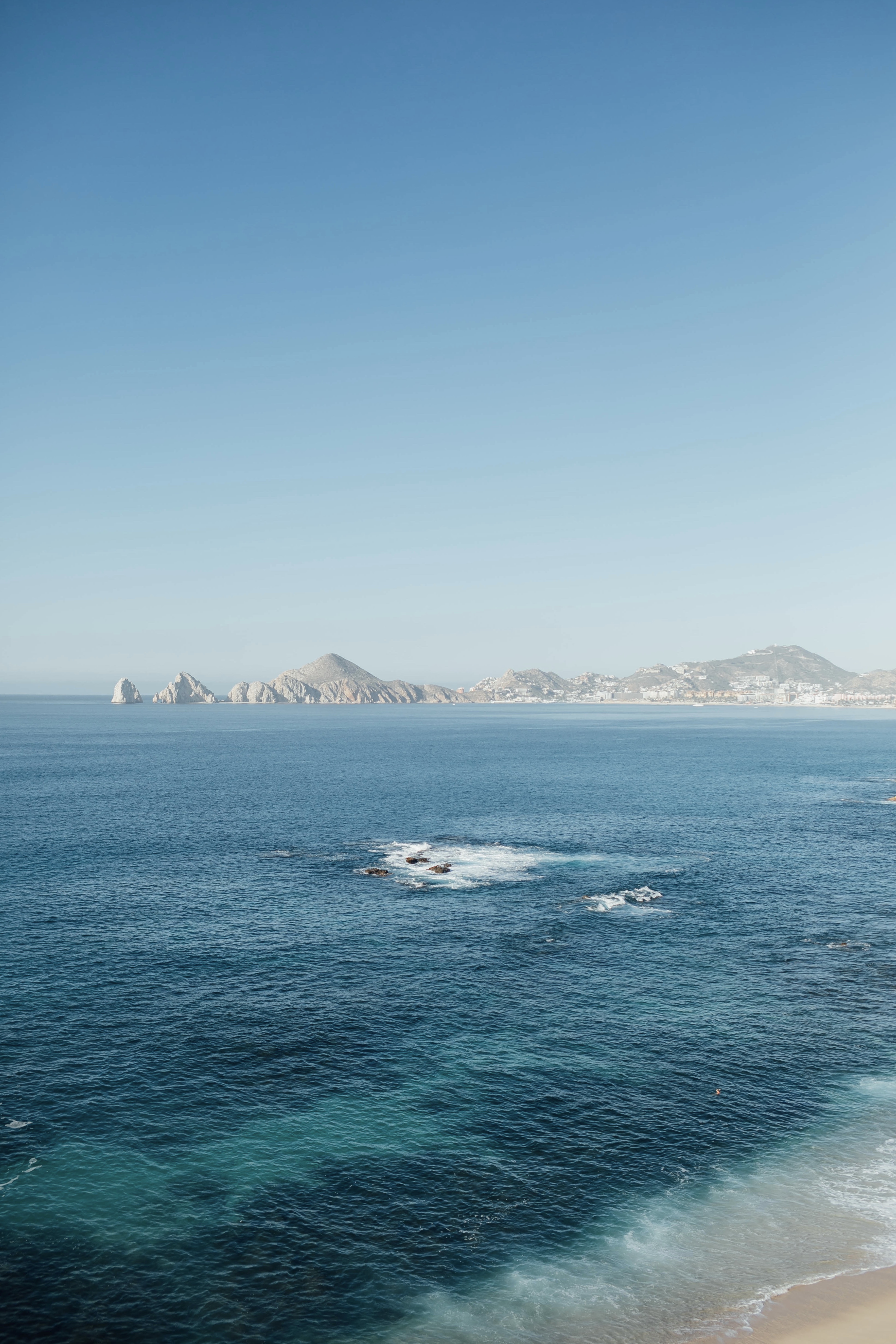 Top 10 Fall Honeymoon Destinations featured by top US travel blog, Walking in Memphis in High Heels: image of Cabo San Lucas, Mexico