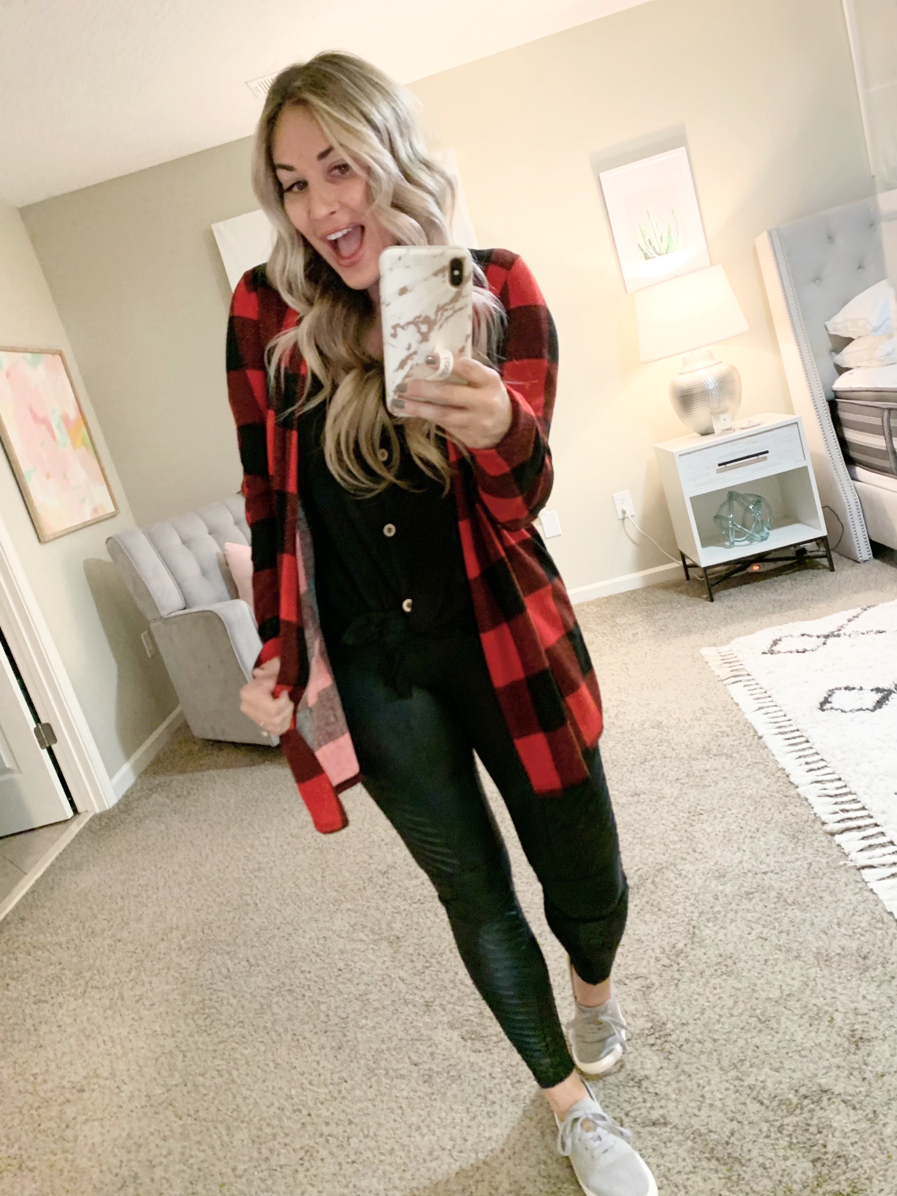 Faux leather leggings outfit-casual fall styles