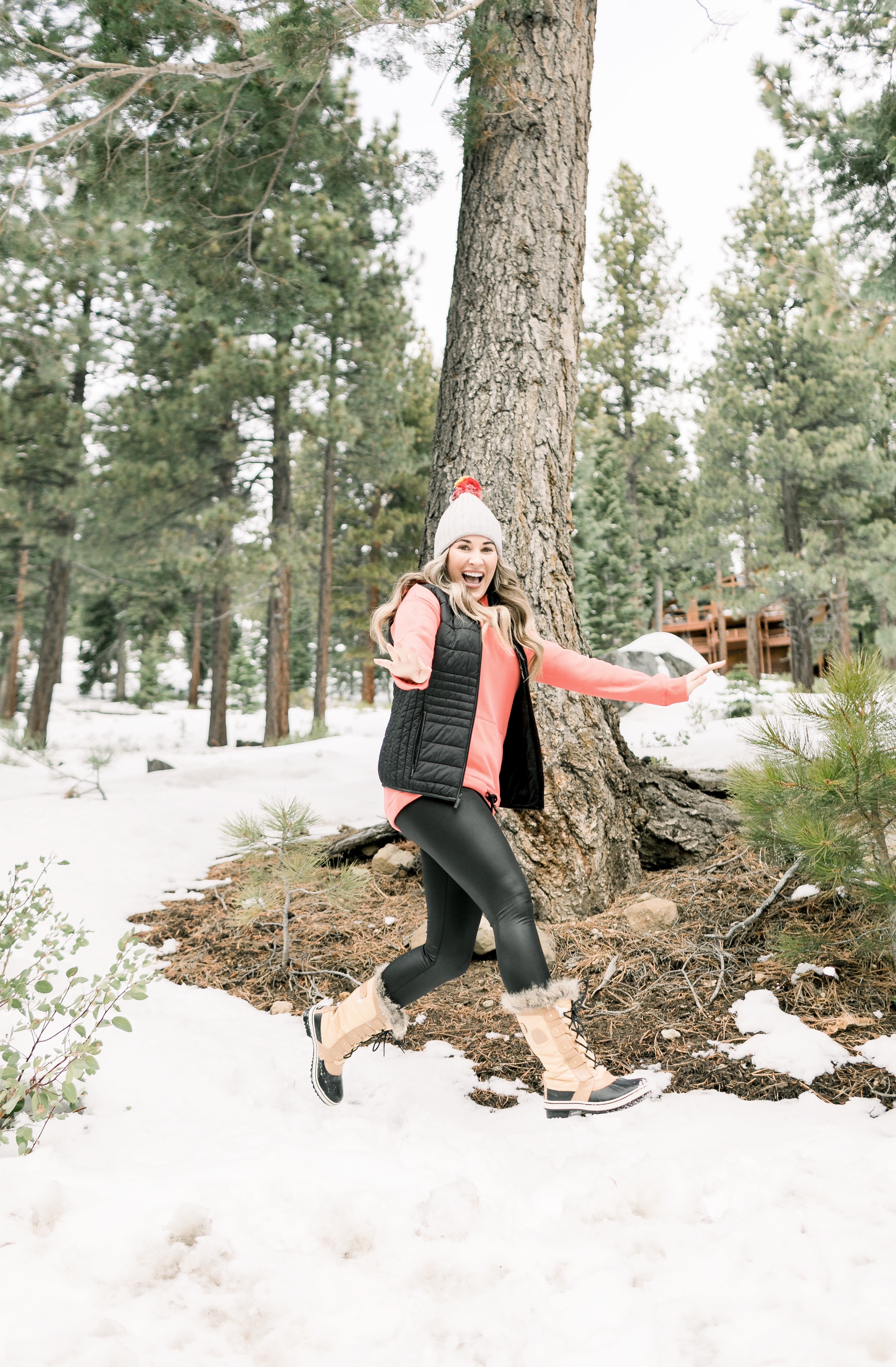 How to Burn Calories in the Cold - Walking in Memphis in High Heels