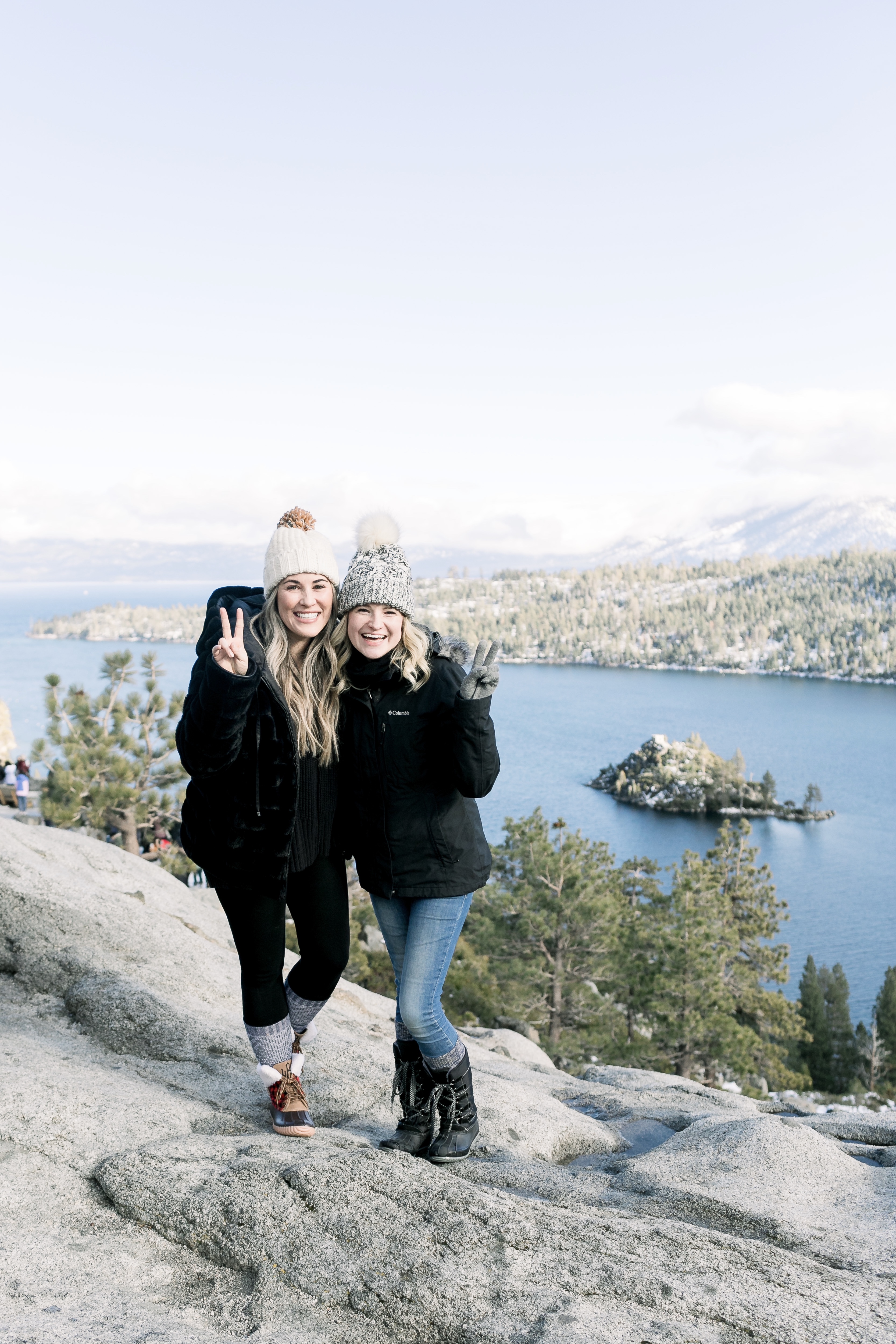 Travel Guide: the Best Things to Do in Lake Tahoe in Winter featured by top US travel blog, Walking in Memphis in High Heels.