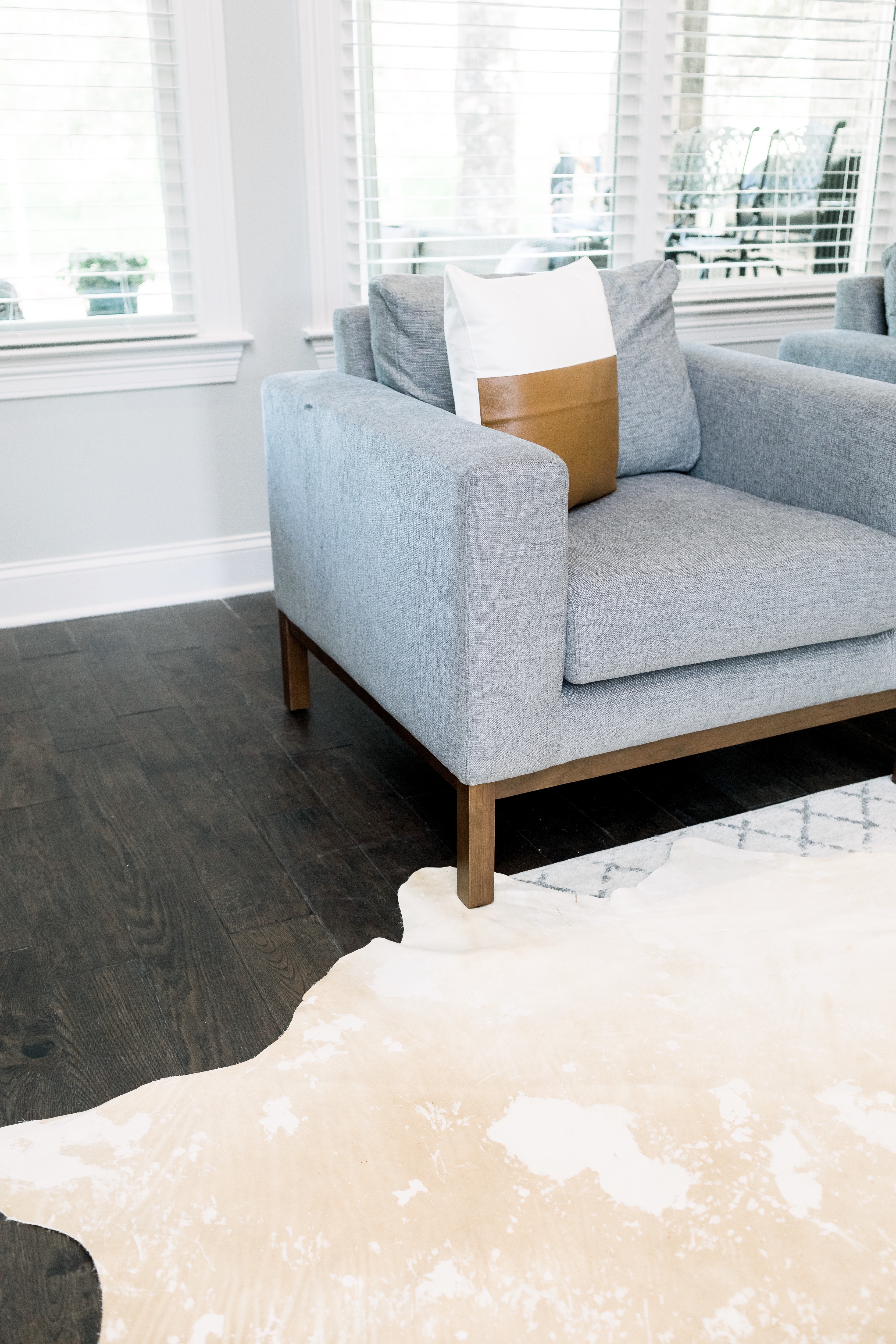 How to choose the best Wayfair rug for your home, tips featured by top US lifestyle blog, Walking in Memphis in High Heels.