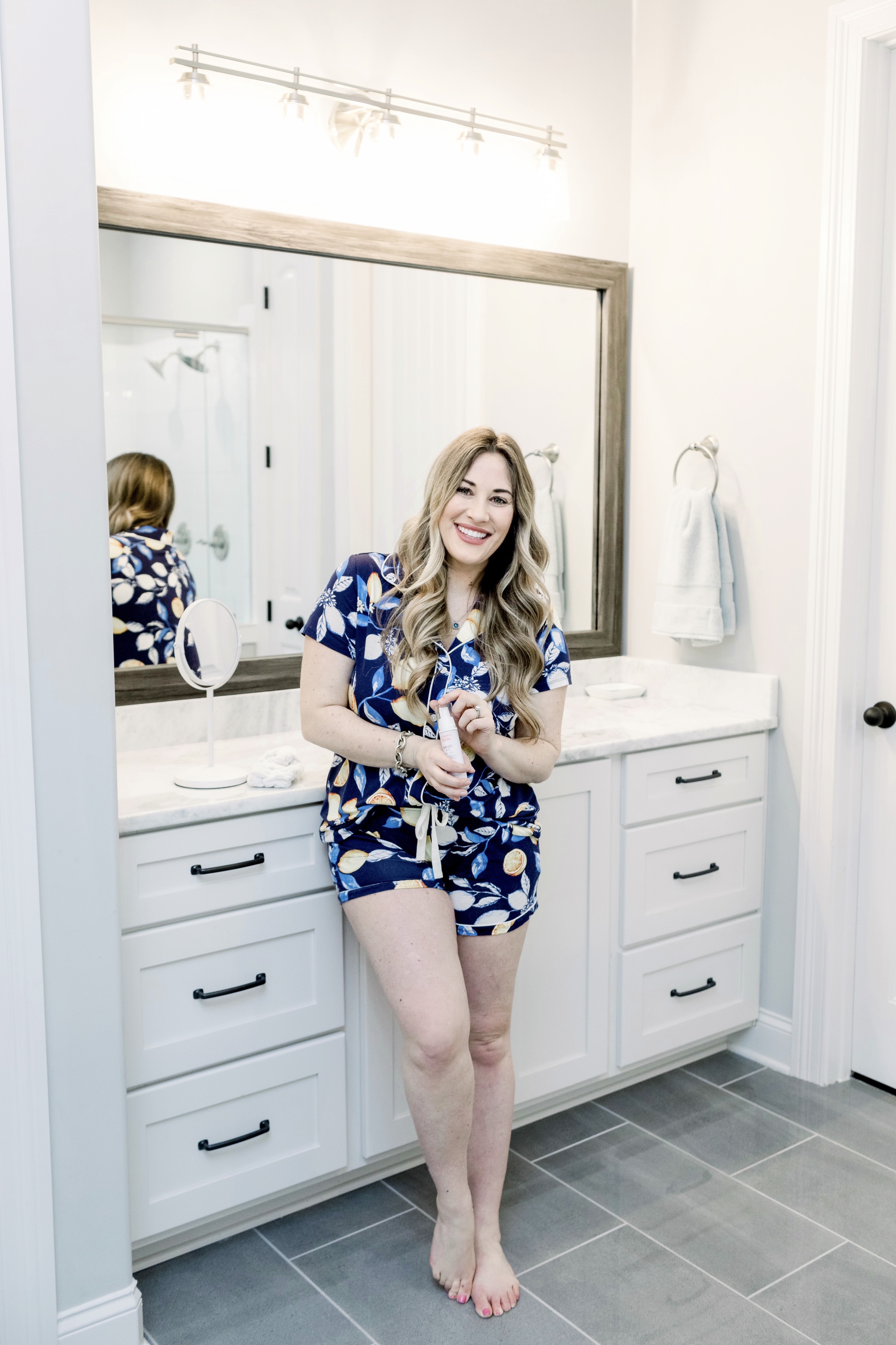 How to Take Care of Your Skin at Home with Ivy Spa & Wellness featured by top Memphis beauty blog, Walking in Memphis in High Heels.