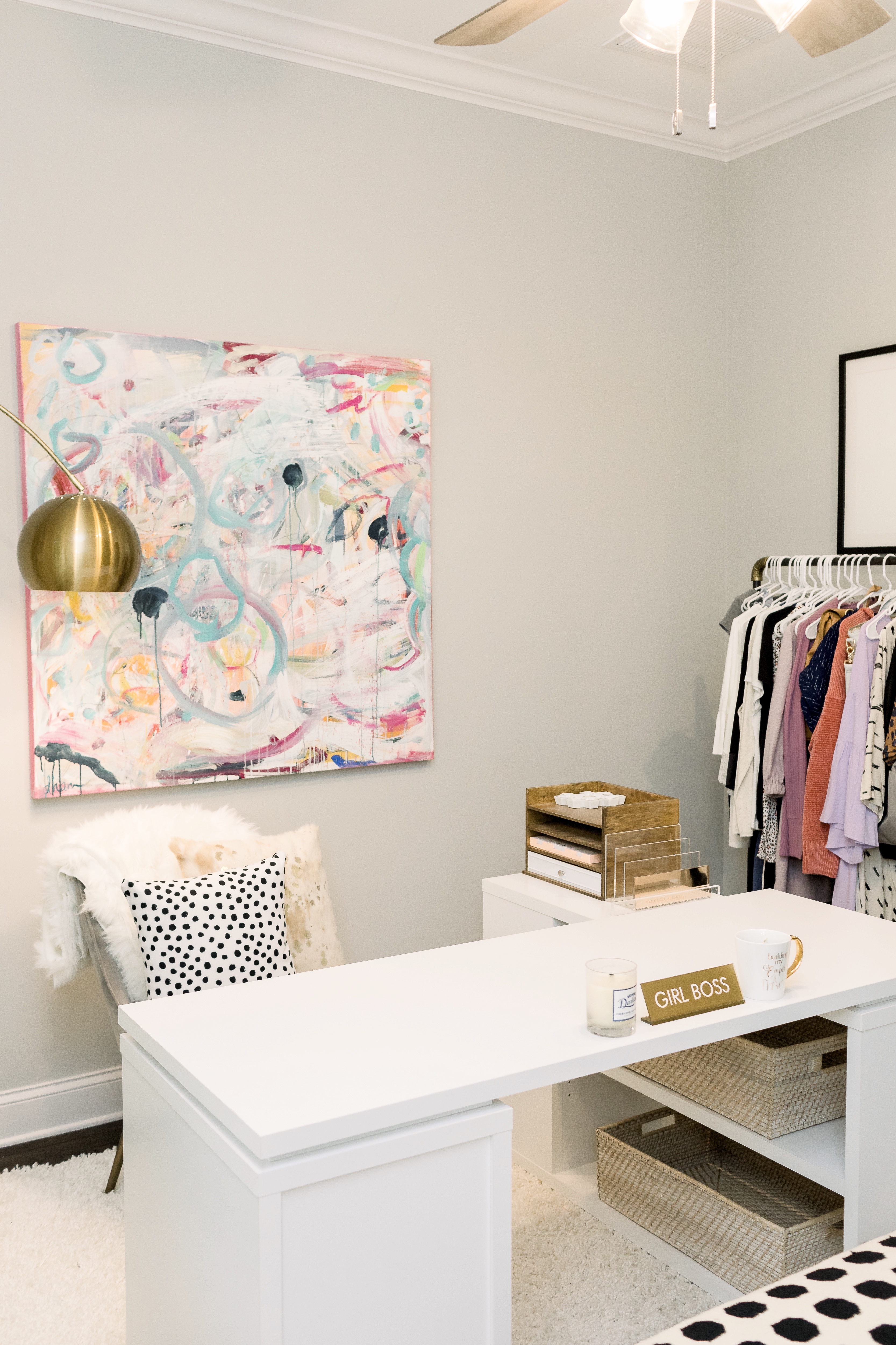 Tour This Amazing Fashion Blogger's Transitional Home Office