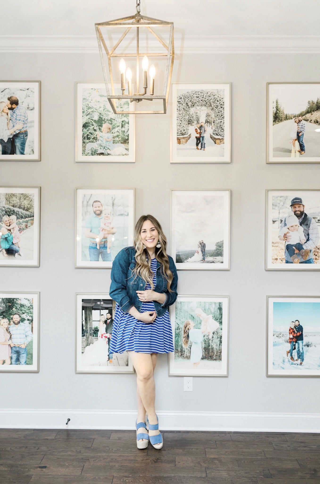 How to Make a Gallery Wall, tips featured by top Memphis lifestyle blogger, Walking in Memphis in High Heels.