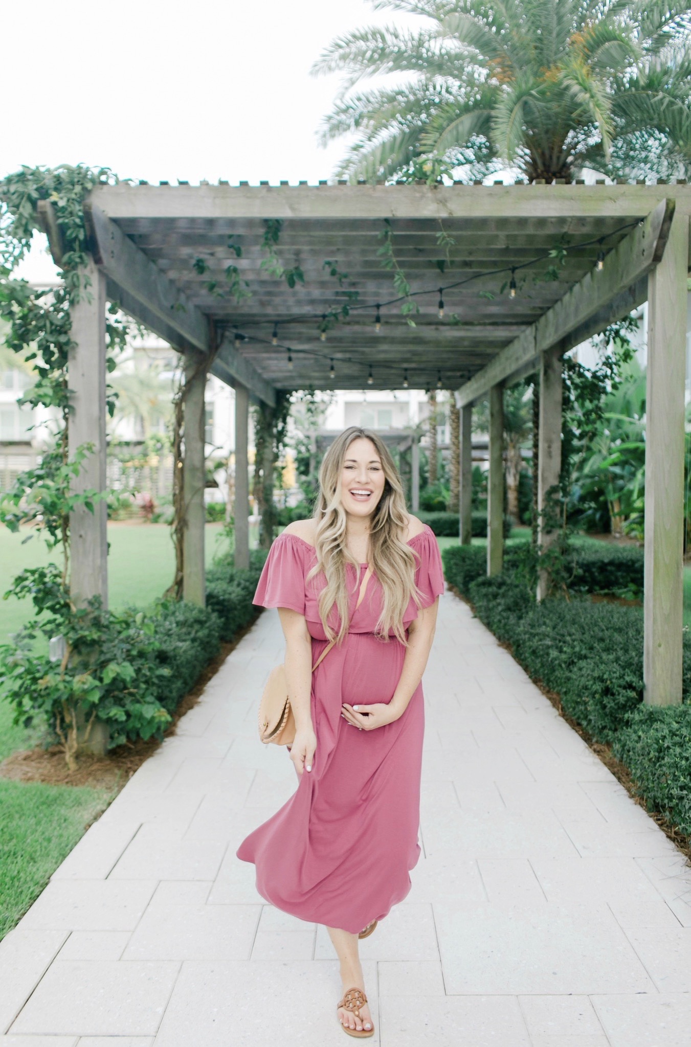 Belle of the Bump - Maternity Dress Hire