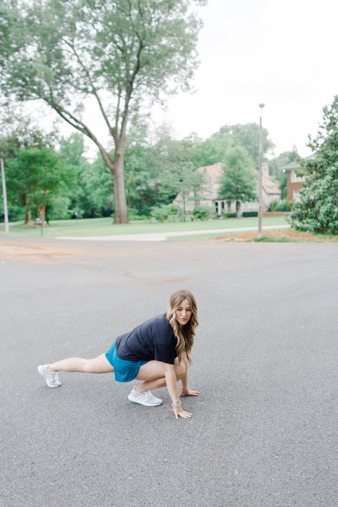 The Best Maternity Workout Clothes for the Second Trimester featured by top Memphis fitness blogger and expecting mom, Walking in Memphis in High Heels.