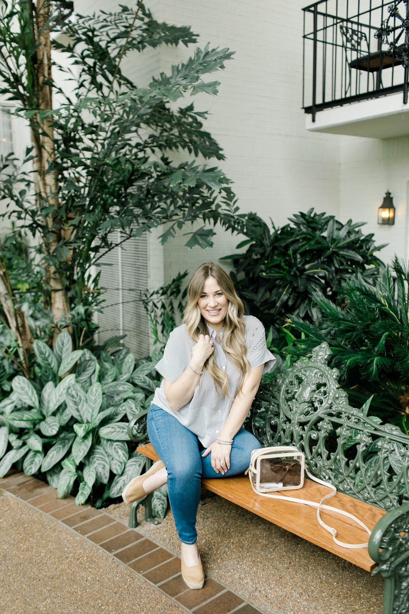 Cute fall look styled by top Memphis fashion blogger, Walking in Memphis in High Heels: image of a woman wearing an Everlane silk short tee and  Everlane espadrilles.