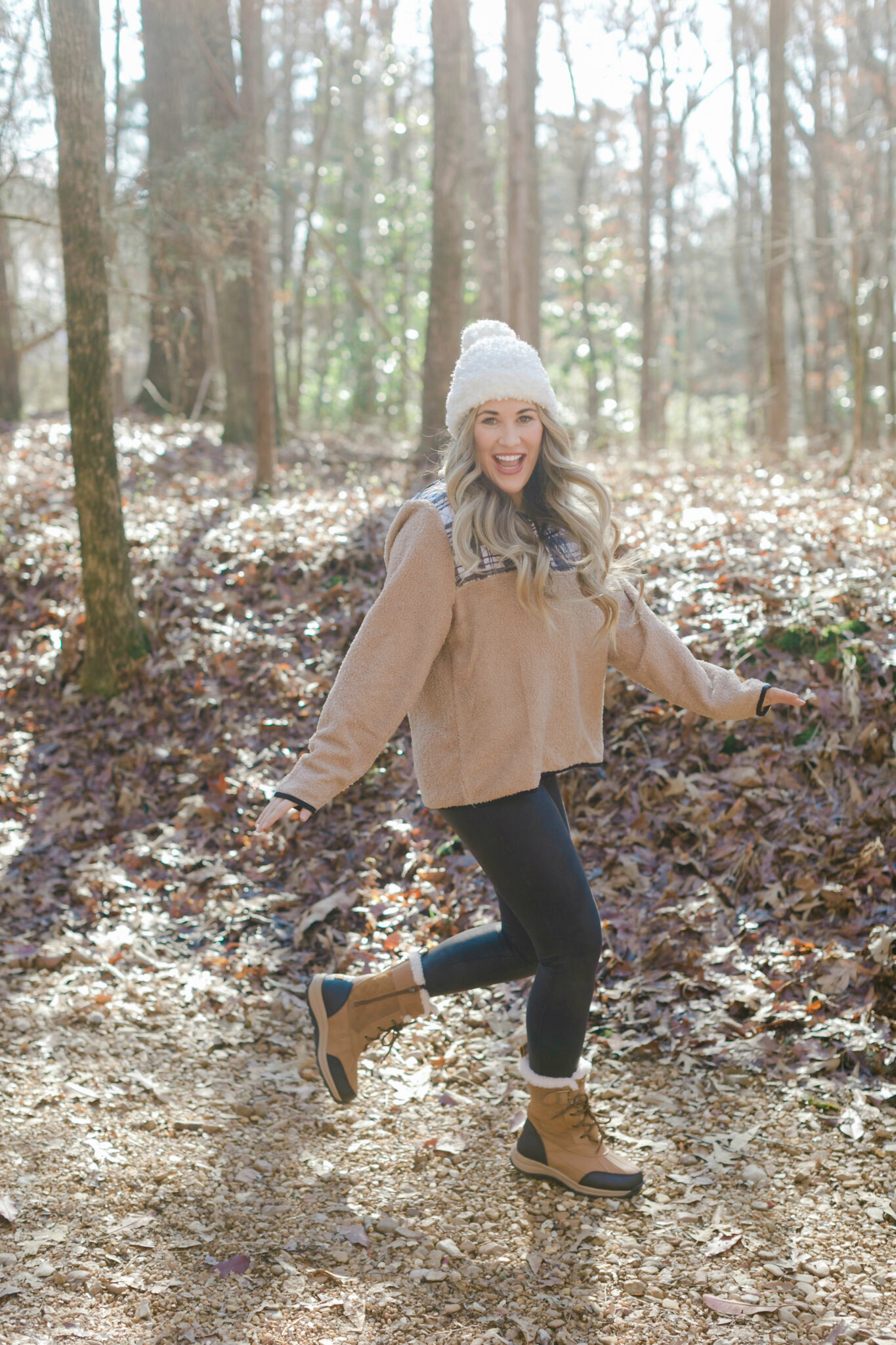 Sherpa pullover look styled by top Memphis fashion blogger, Walking in Memphis in High Heels.