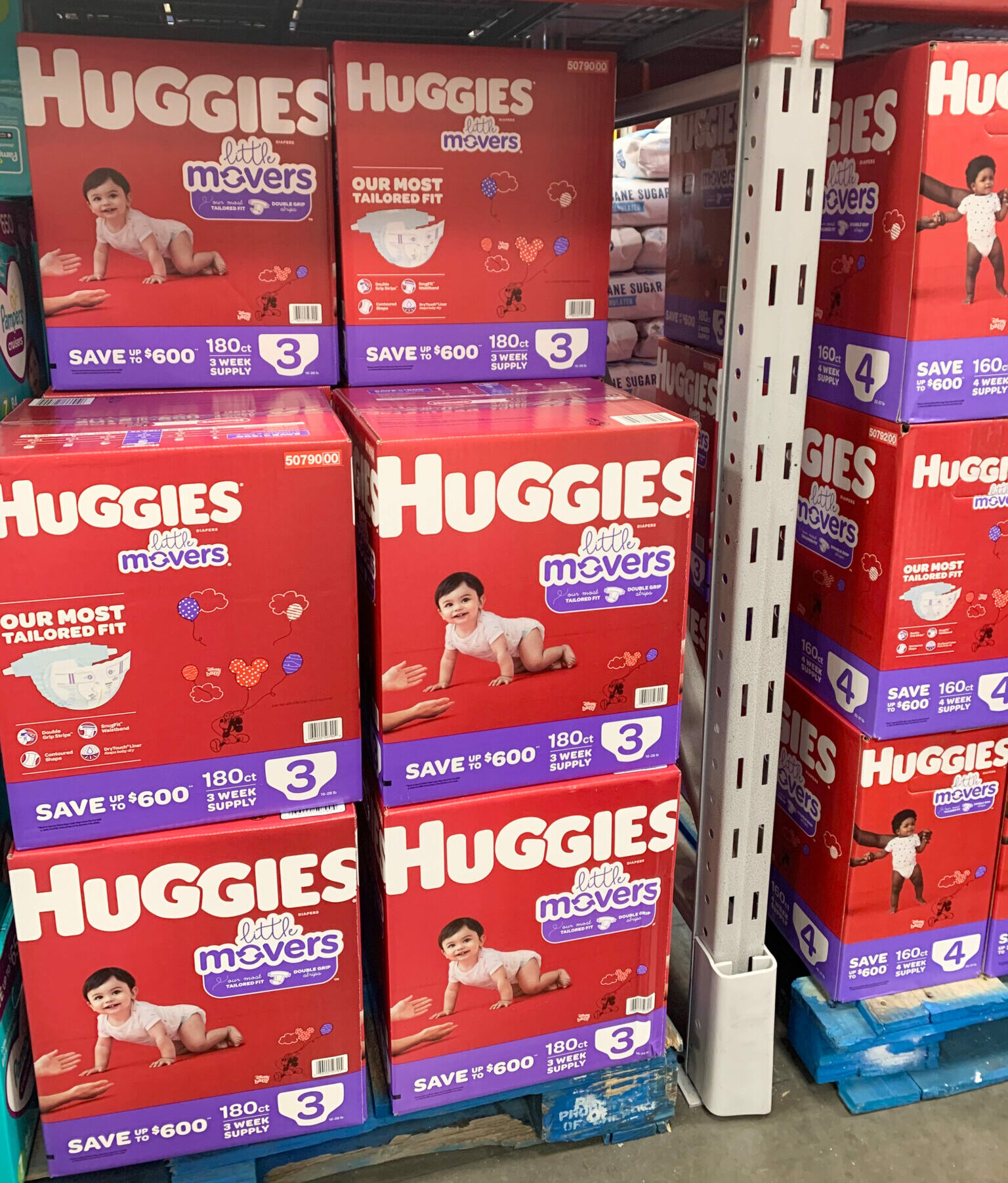 Huggies Refreshing Clean Baby Wipes and Little Movers Diapers review featured by top Memphis mommy blogger, Walking in Memphis in High Heels.