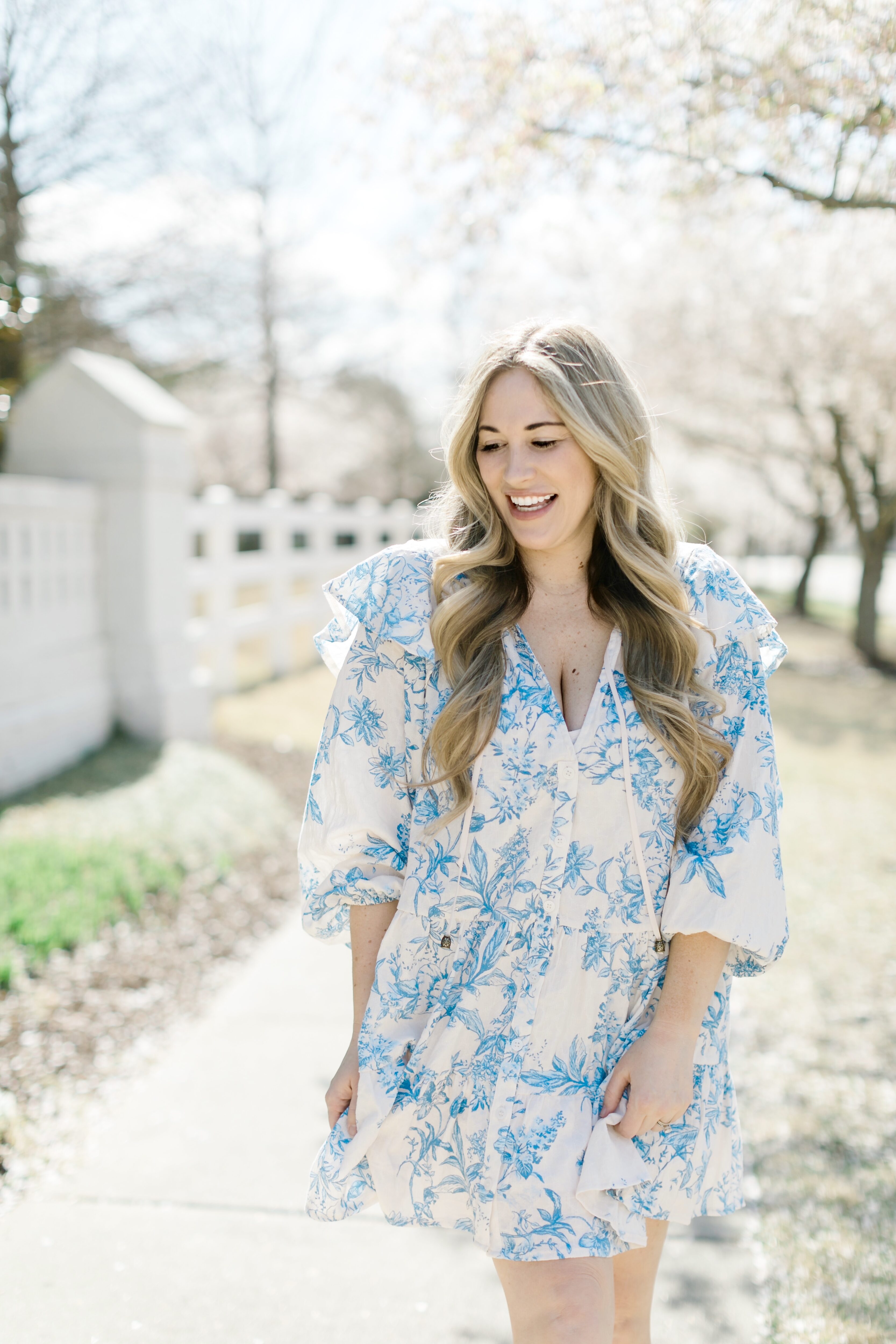 Feminine spring look styled by top Memphis fashion blogger, Walking in Memphis in High Heels.