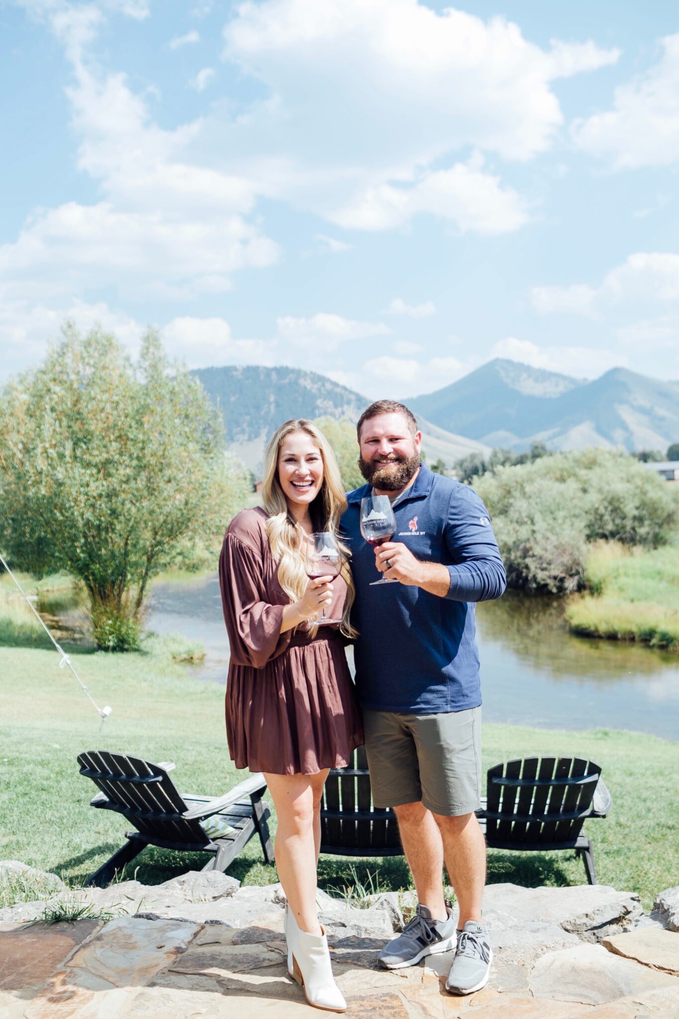 Top 5 Best Things to Do in Jackson Hole, WY in the Fall featured by top US travel blogger, Walking in Memphis in High Heels.