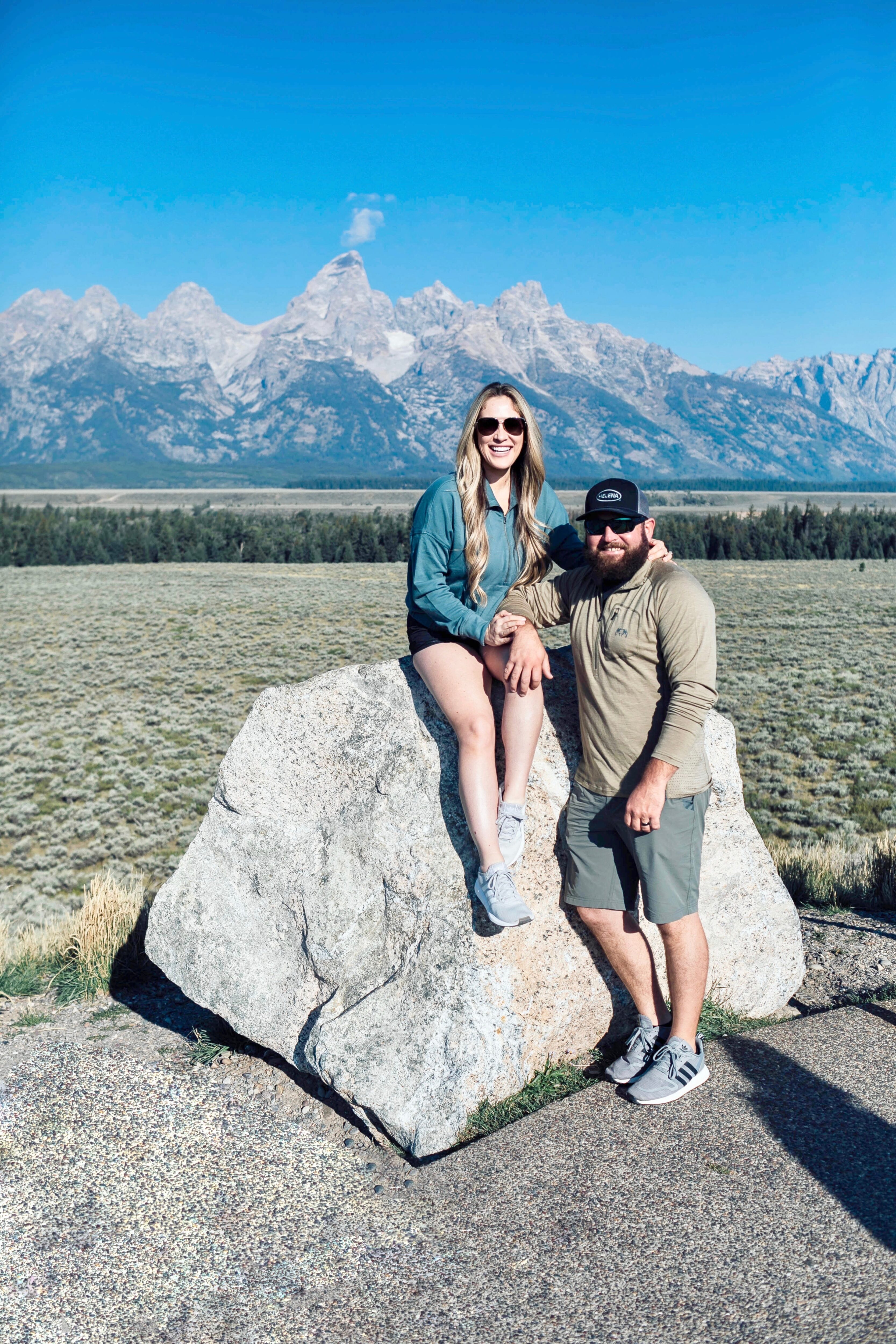 Top 5 Best Things to Do in Jackson Hole, WY in the Fall featured by top US travel blogger, Walking in Memphis in High Heels.