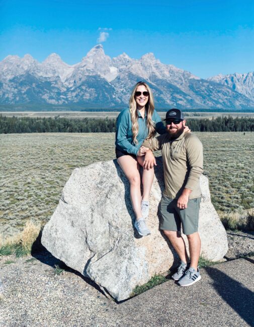 Top 5 Best Things to Do in Jackson Hole, WY in the Fall featured by top US travel blogger, Walking in Memphis in High Heels.