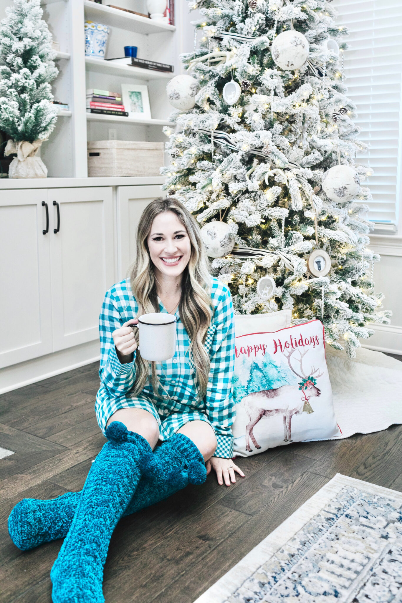 Modern Farmhouse Christmas Decor Favorites by top US lifestyle blogger, Walking in Memphis in High Heels.