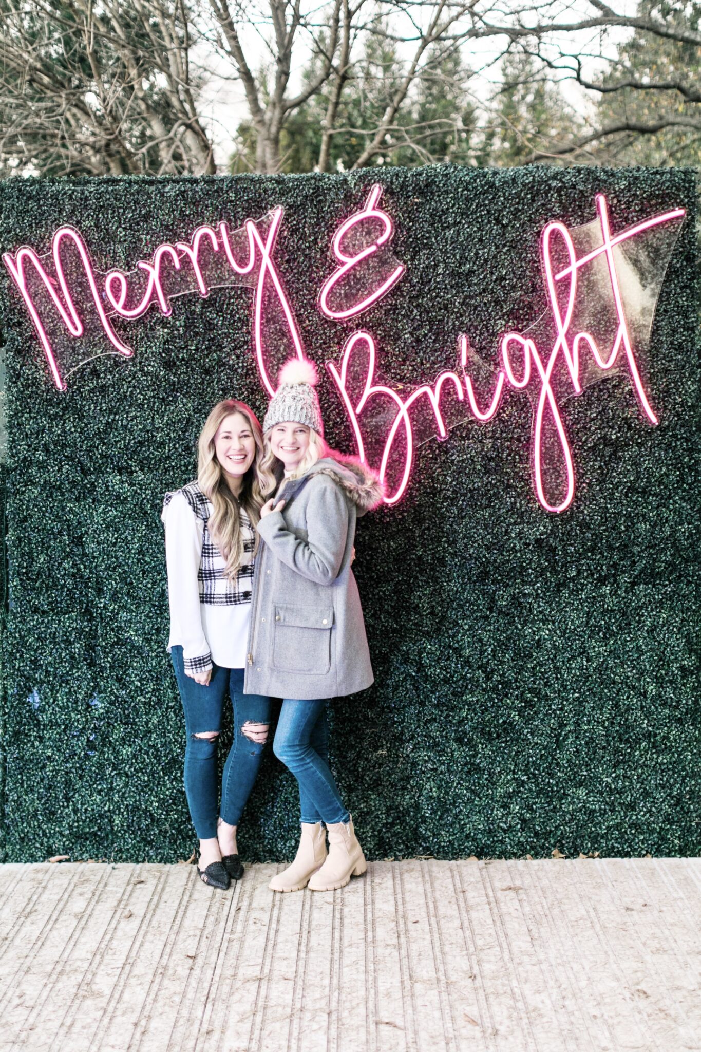 11 Places to Visit during the Holidays in Memphis, TN featured by Walking in Memphis in High Heels.