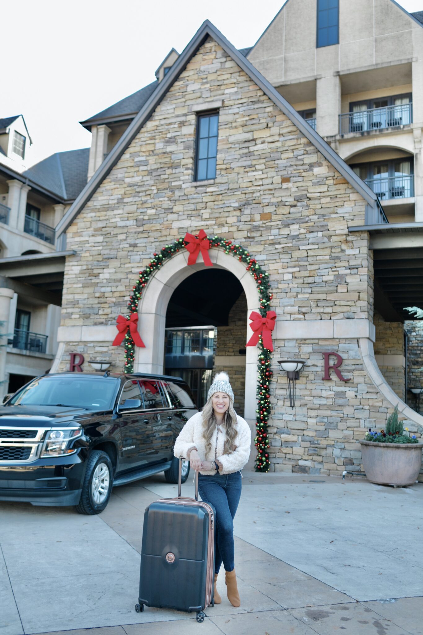 Christmas at the Renaissance Ross Bridge in Birmingham, a review by top US travel blogger, Walking in Memphis in High Heels.